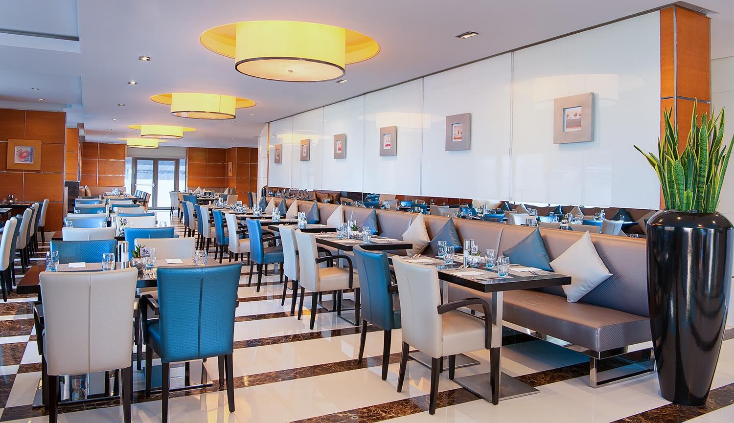 Hilton Dubai The Walk 6