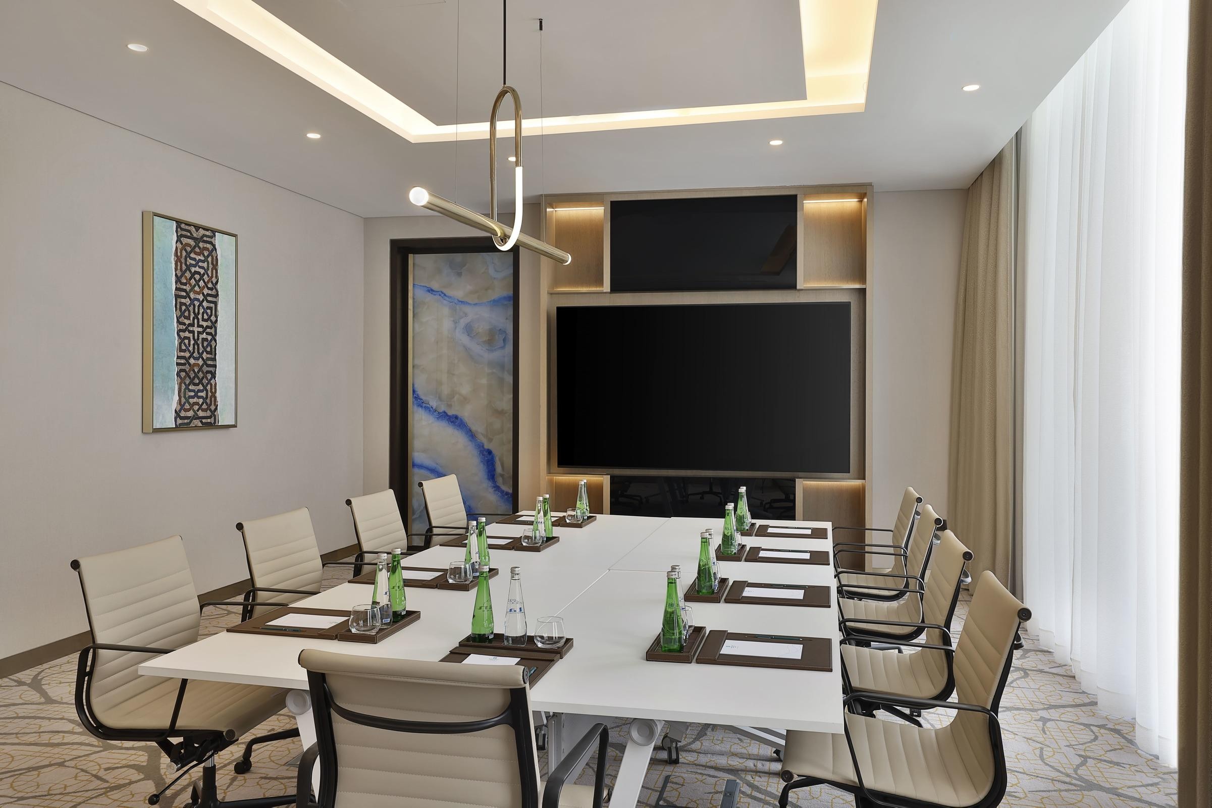 Hilton Garden Inn Dubai - Business Bay 13