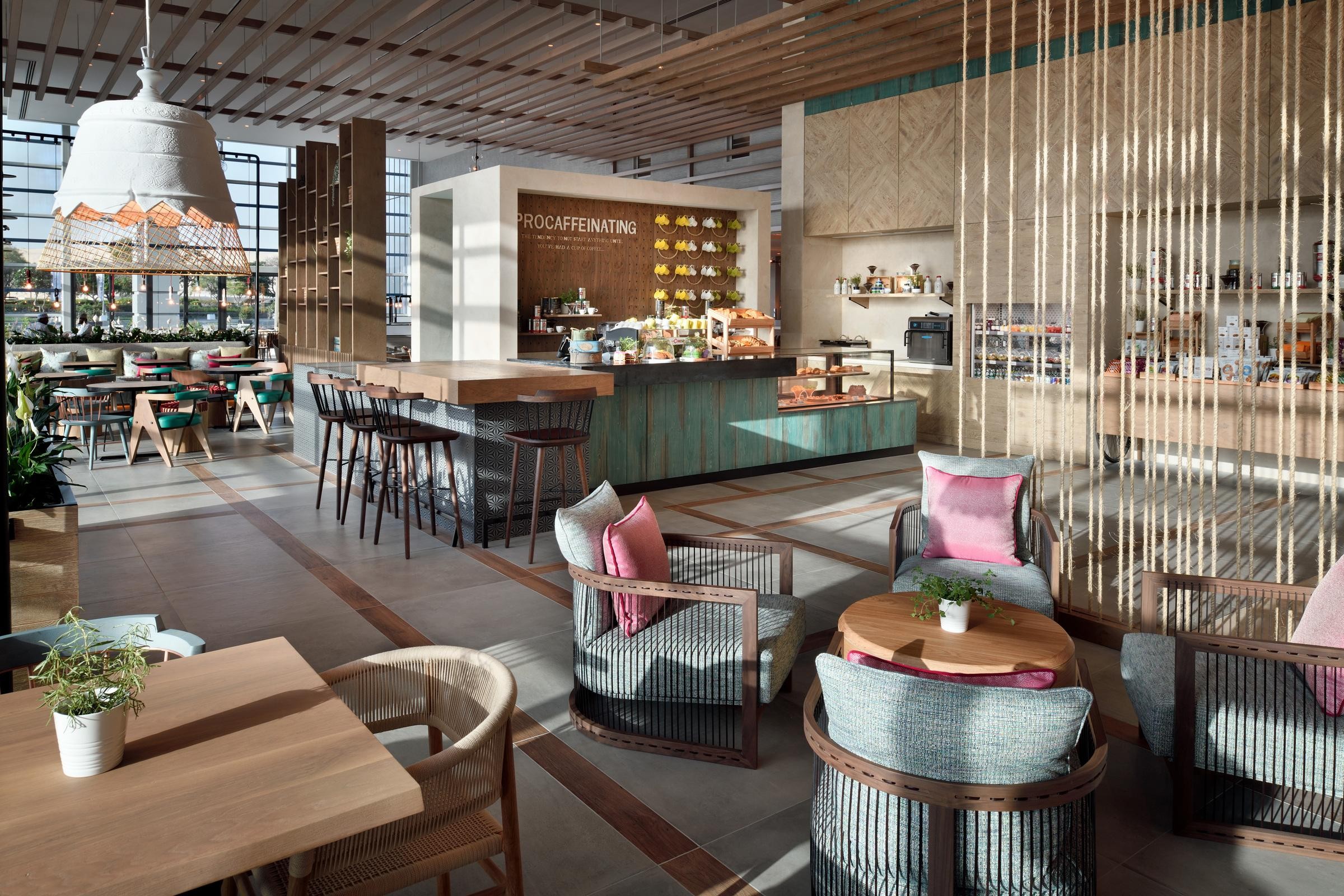 Holiday Inn Dubai Festival City 12