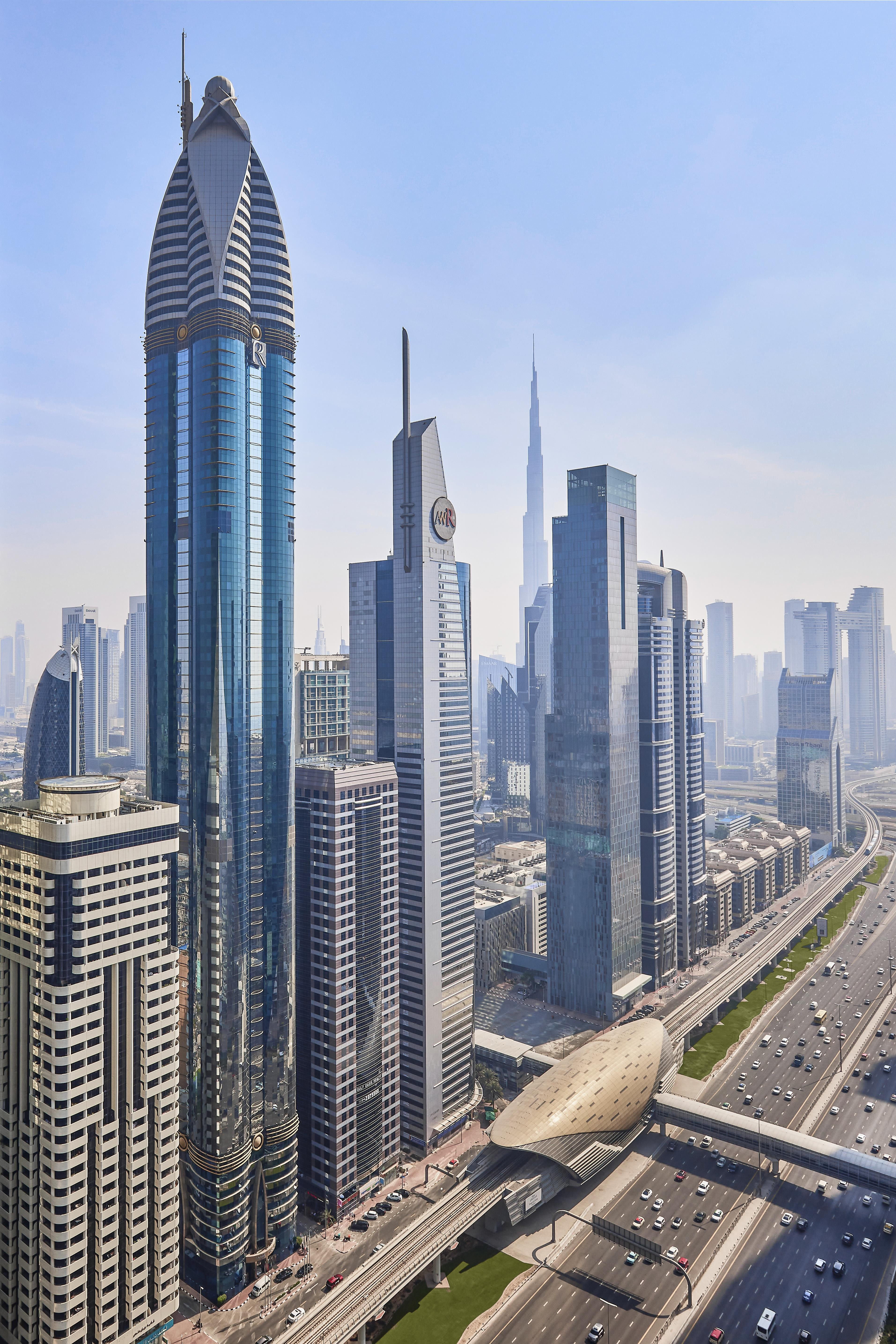 Rose Rayhaan Dubai by Rotana 22