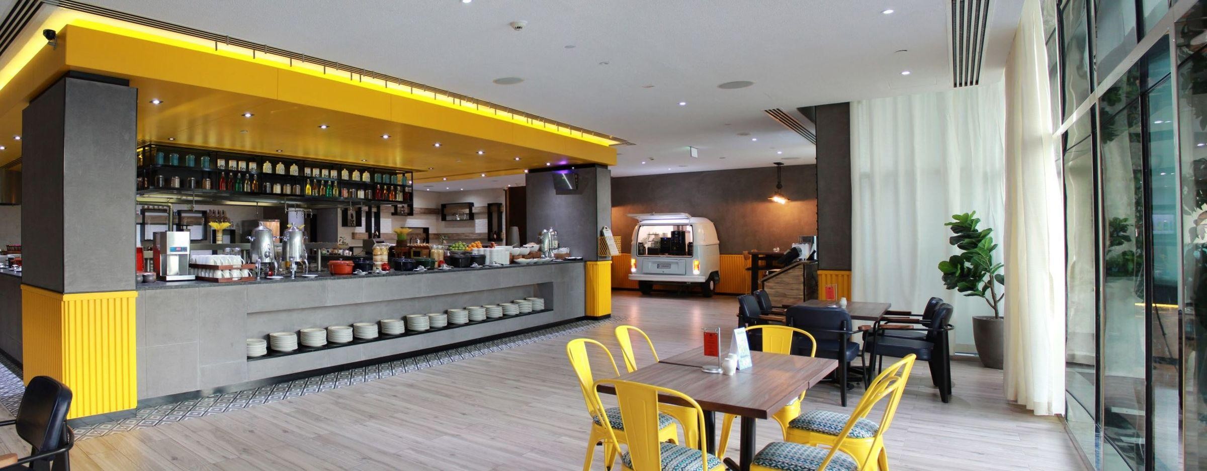 Hyatt Place Dubai Al Rigga 4