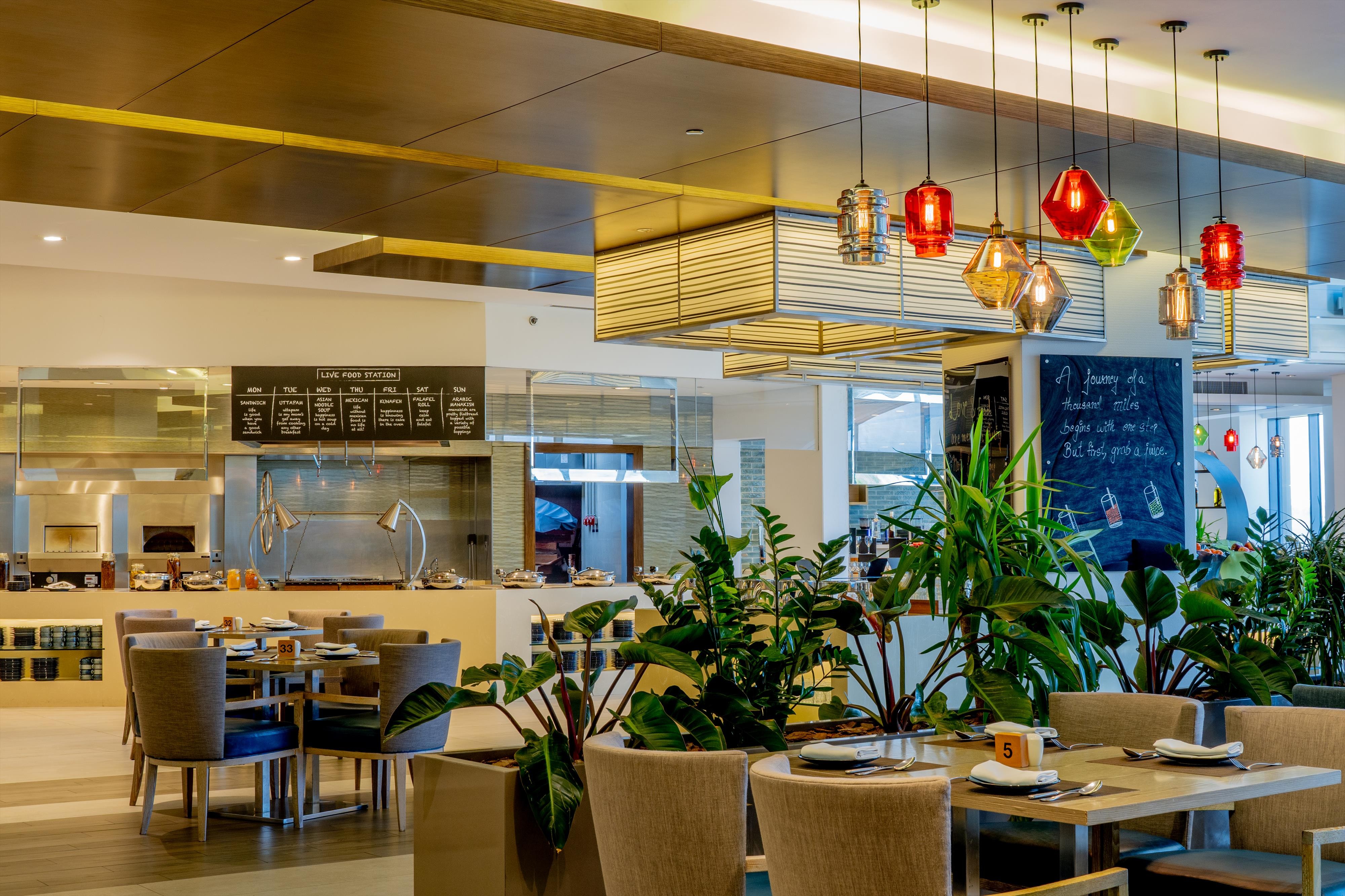 Hyatt Regency Dubai Creek Heights  12