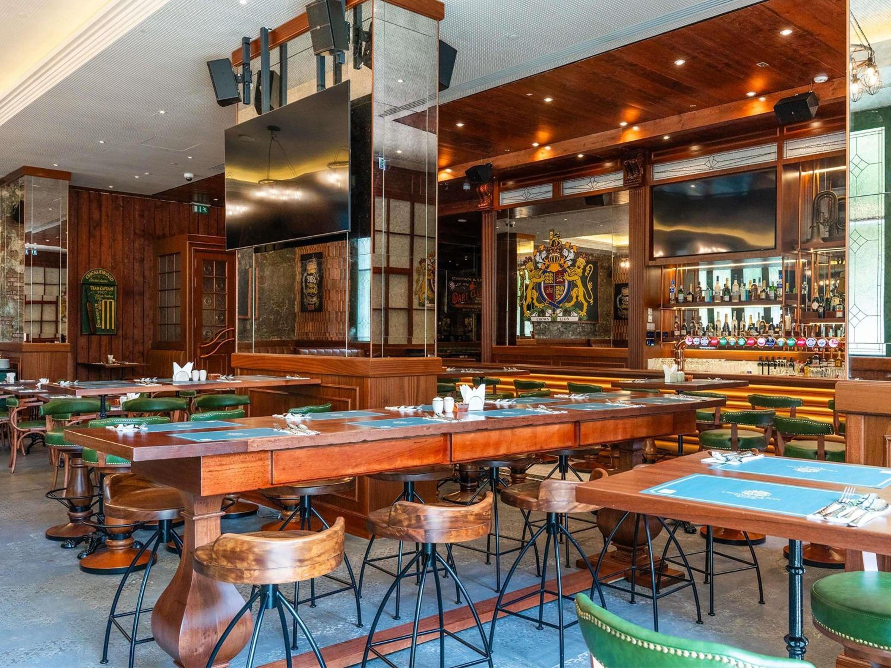 Ibis Dubai One Central 6