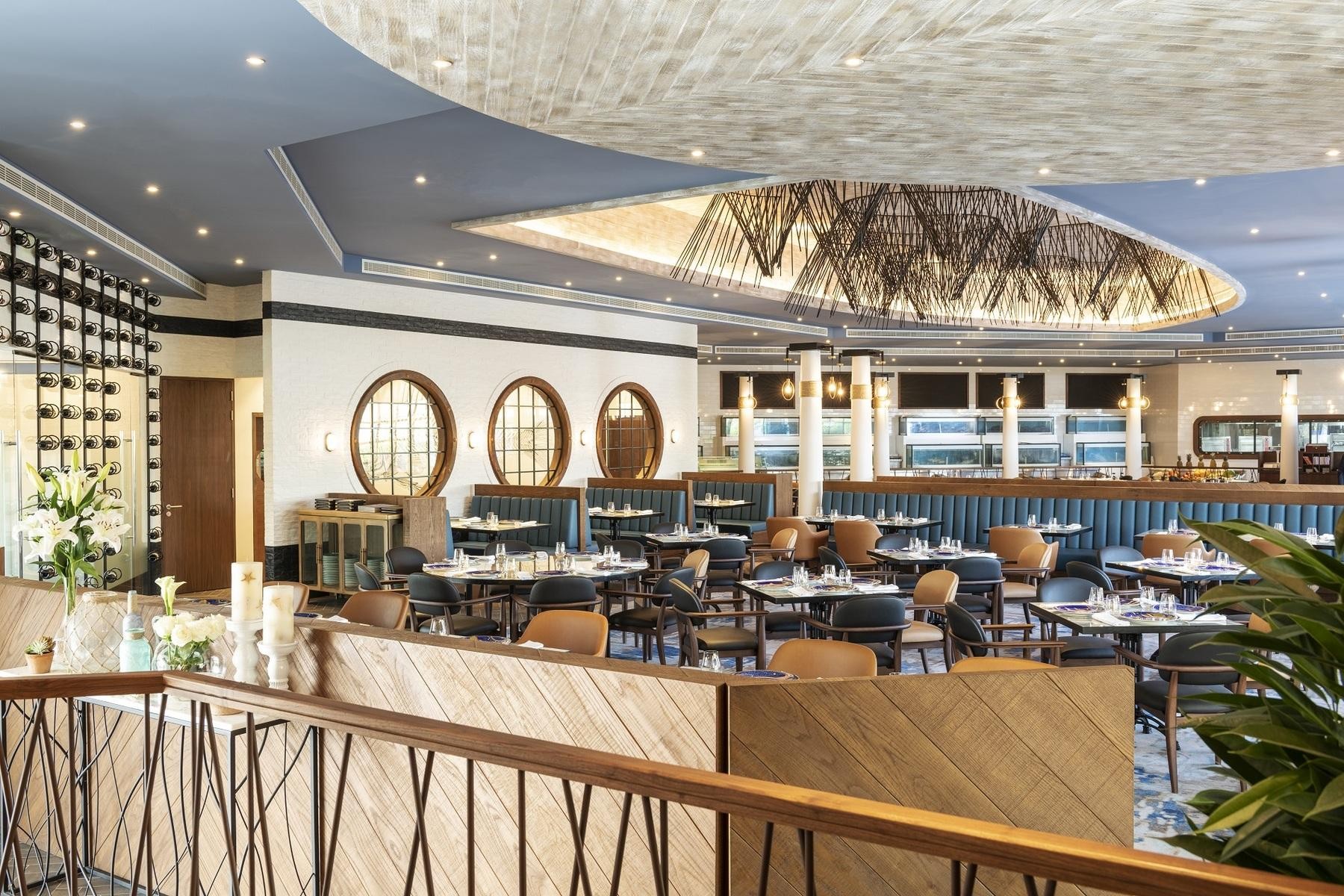 Le Meridien Dubai Hotel and Conference Centre 9