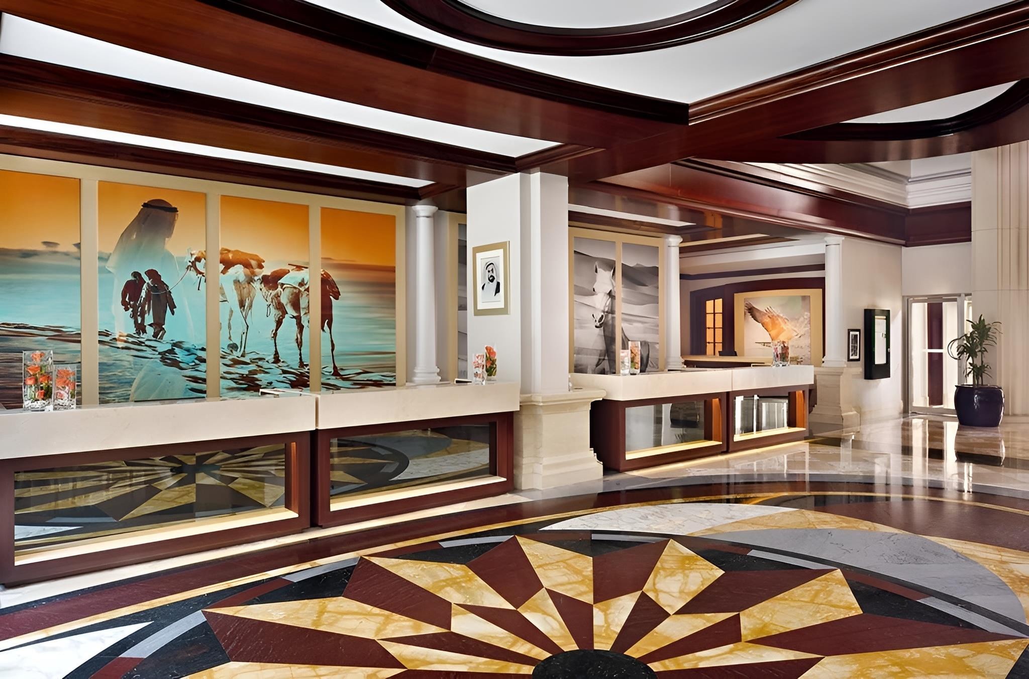 MÖVENPICK HOTEL & APARTMENTS BUR DUBAI 12