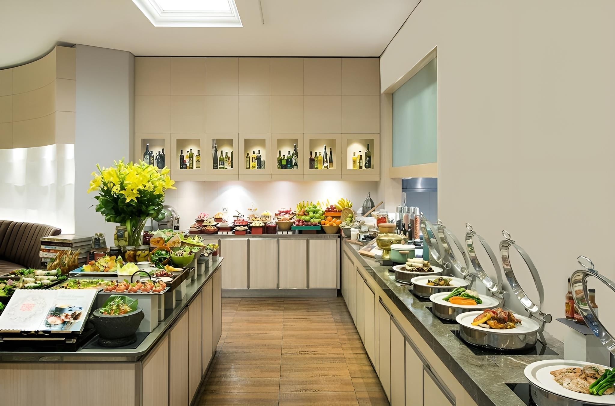 MÖVENPICK HOTEL & APARTMENTS BUR DUBAI 9