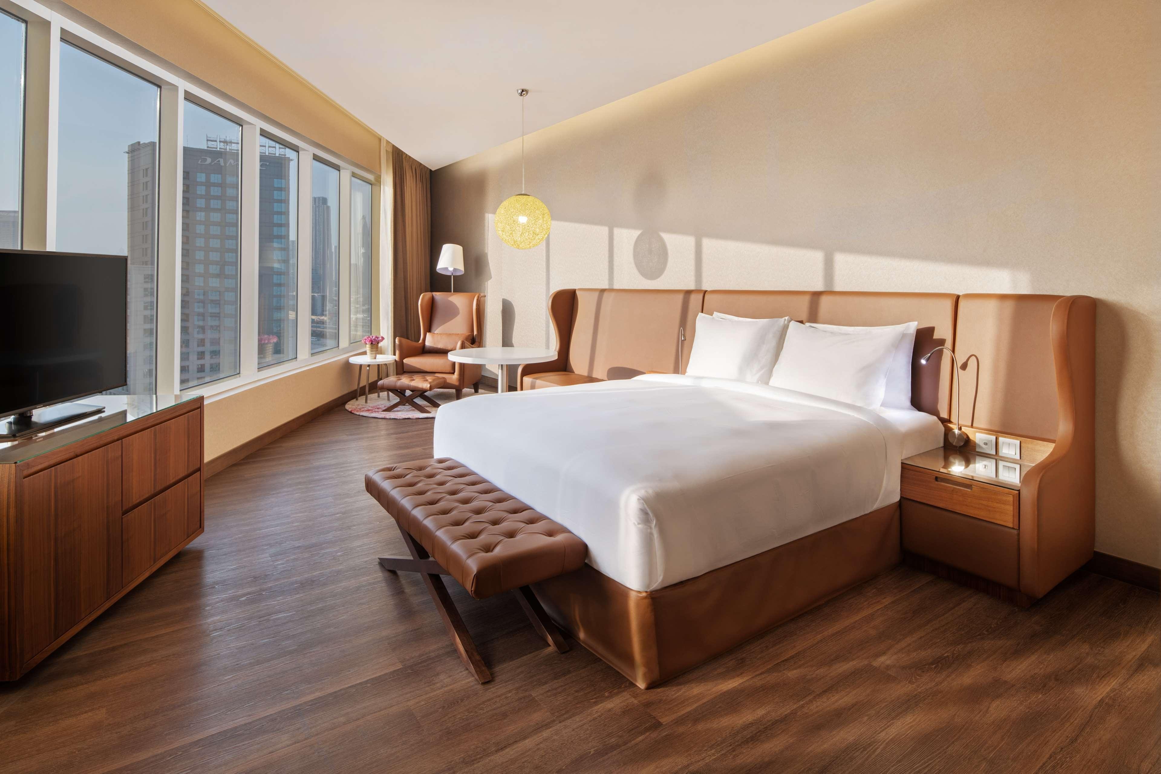 Radisson Blu Hotel Dubai Canal View 3