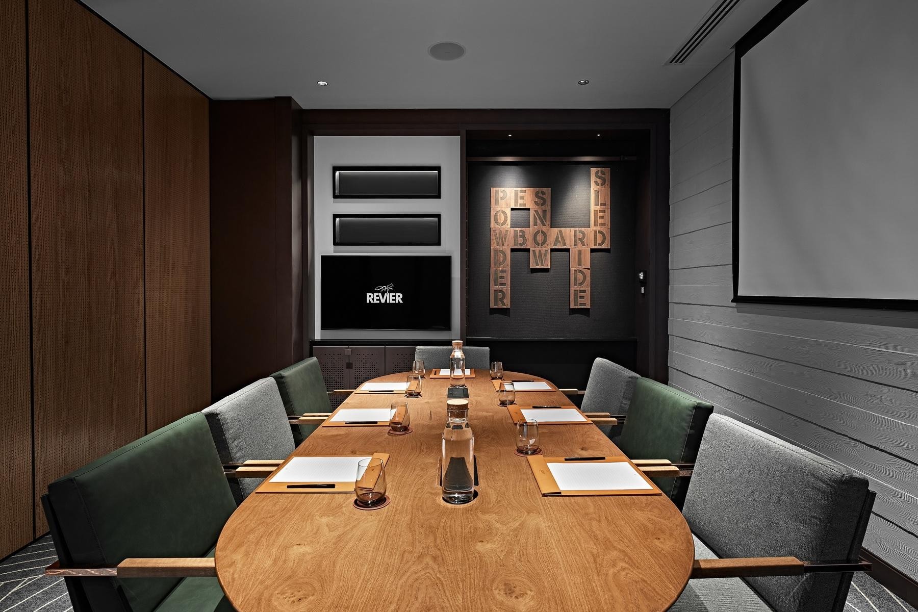 Revier Hotel - Dubai 12