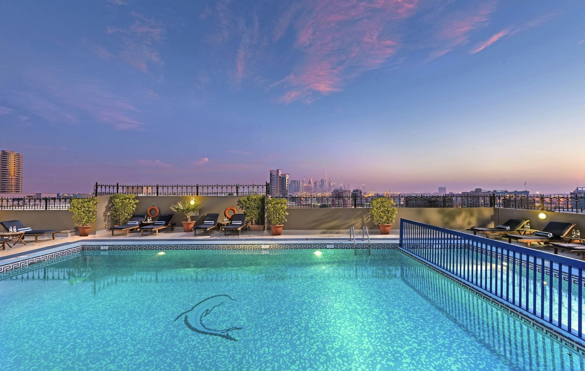 Savoy Central Hotel Apartment