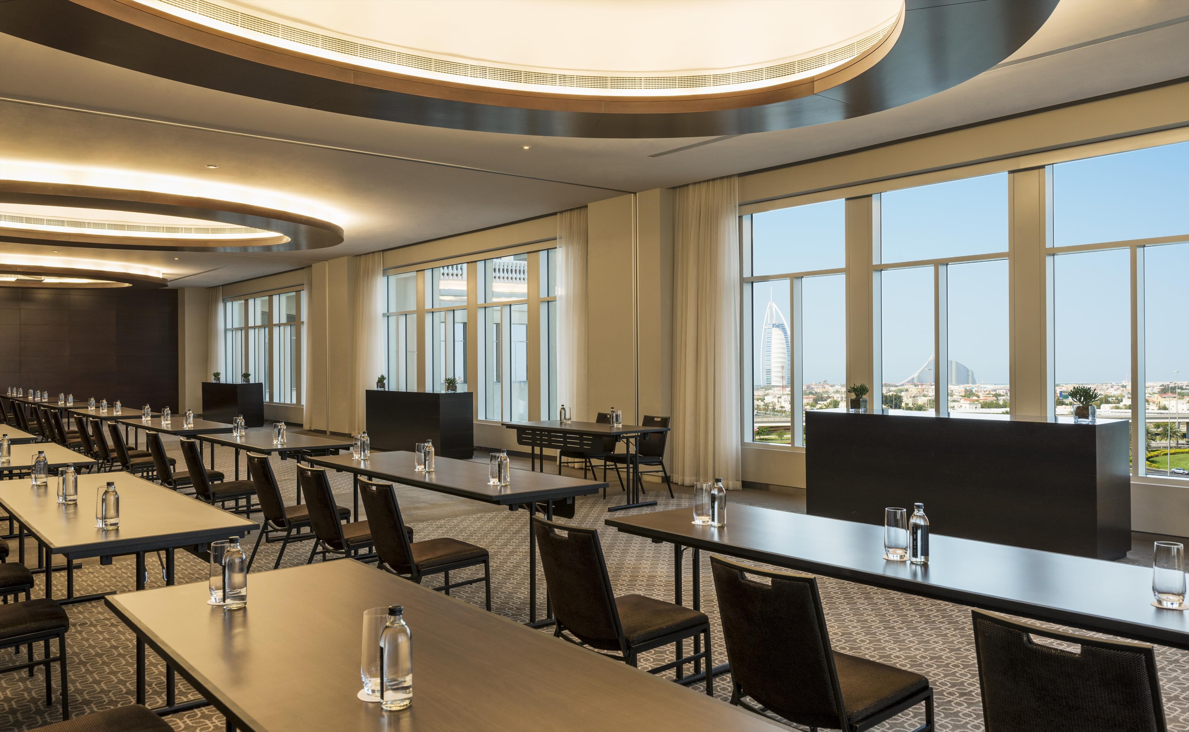 Sheraton Dubai Mall of the Emirates Hotel 16