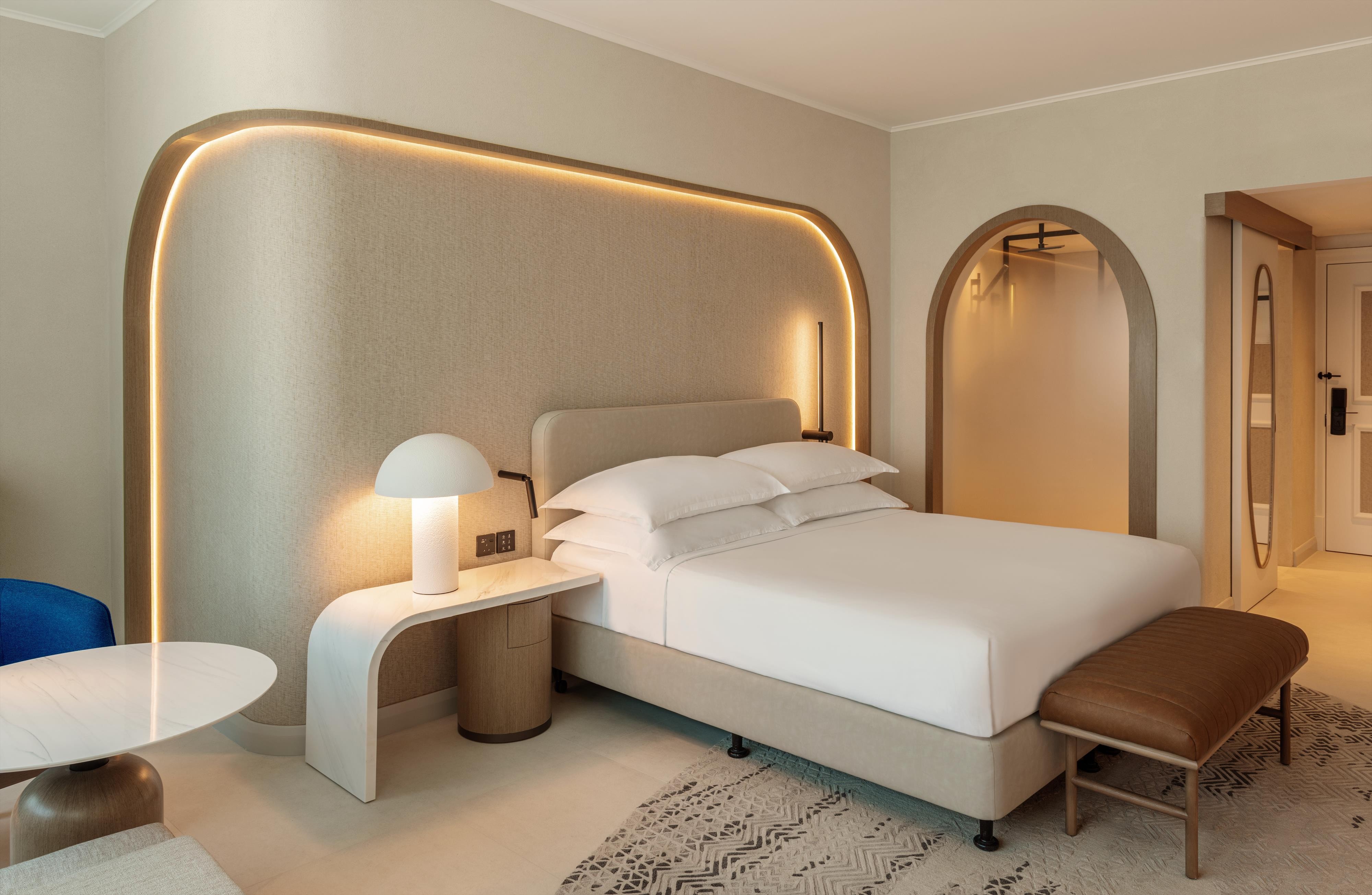 Sheraton Jumeirah Beach    8