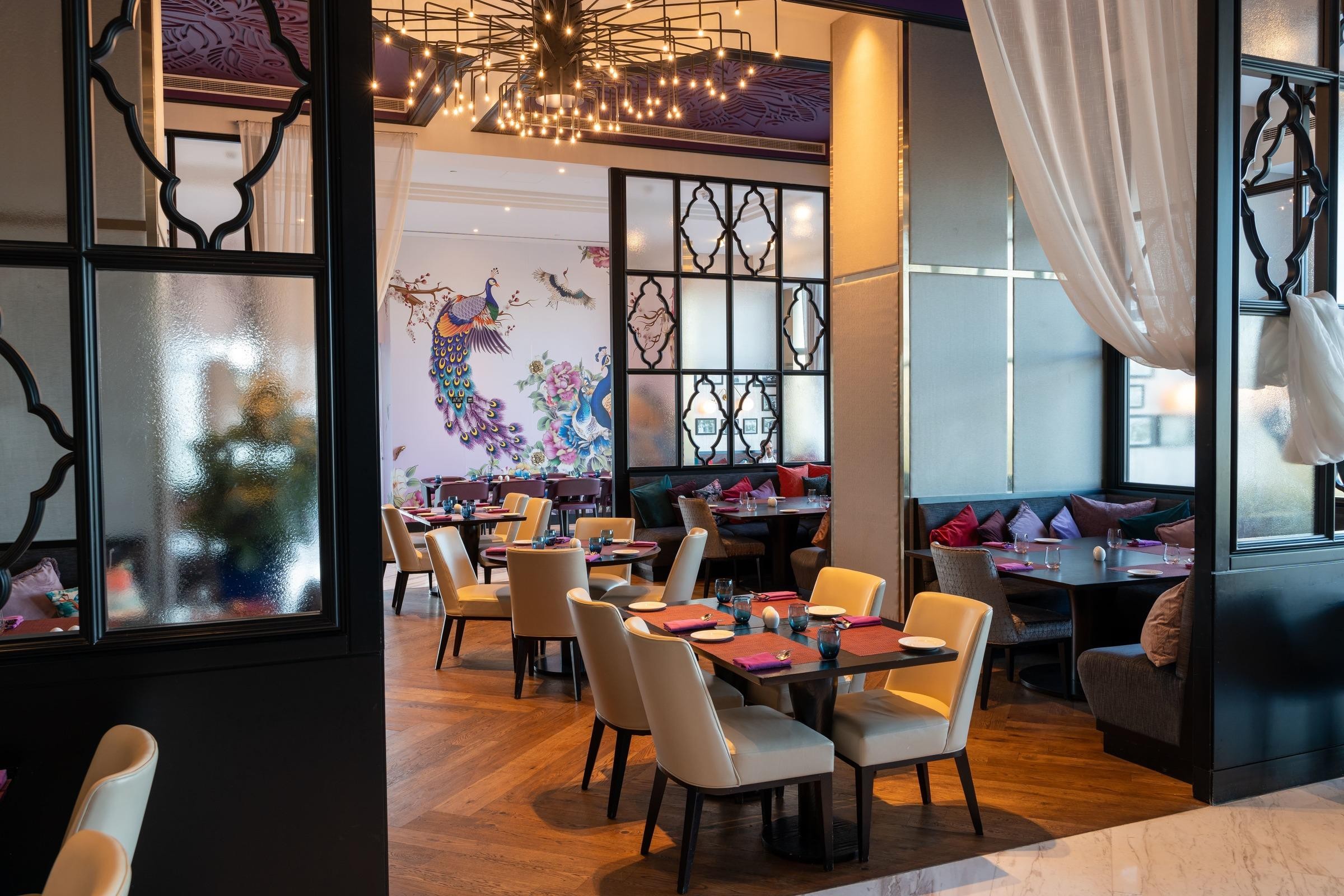 Taj Jumeirah Lake Towers 9