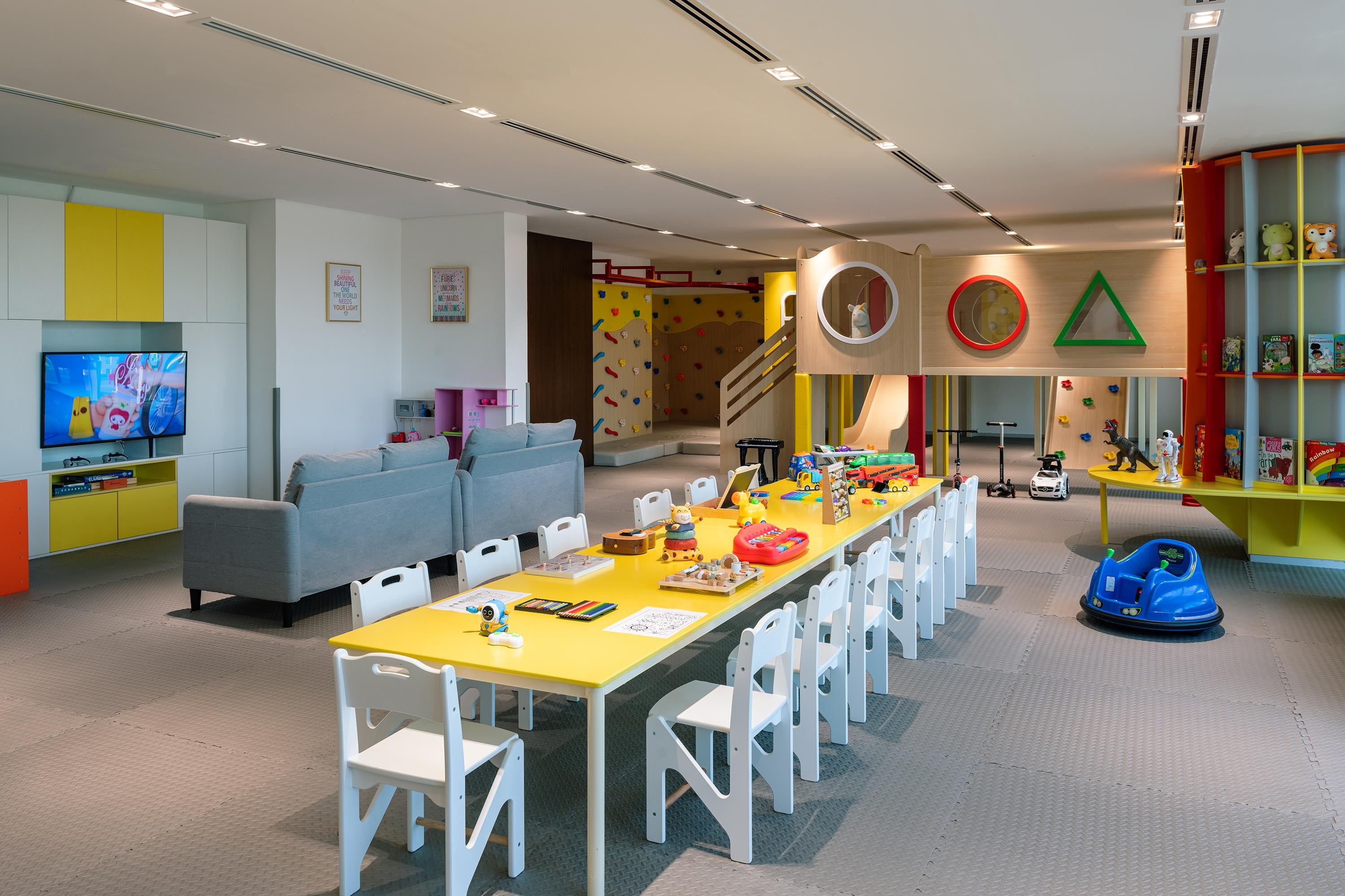 Th8 Palm Dubai Beach Resort Vignette Collection  27