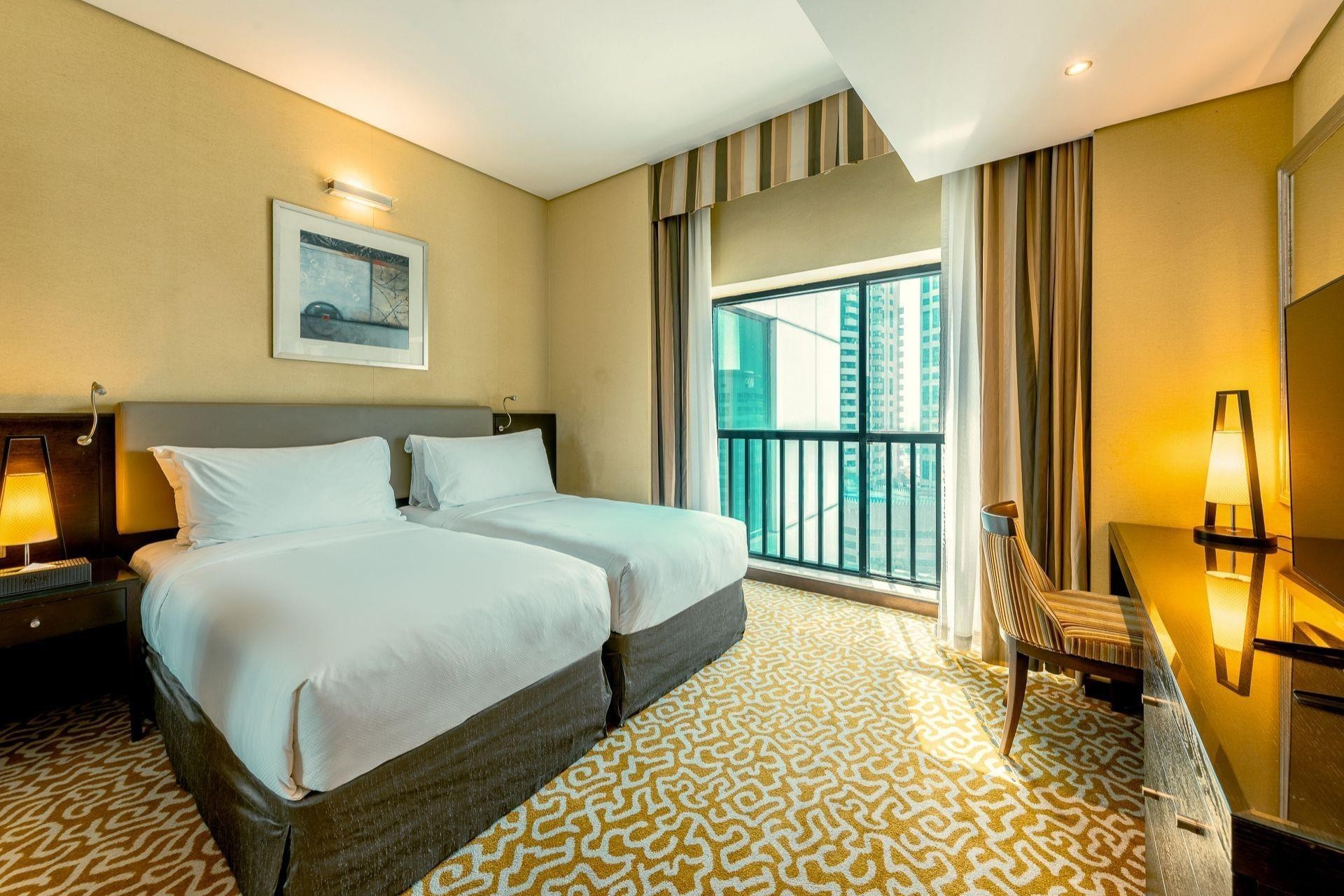 TIME Oak Hotel and Suites 6