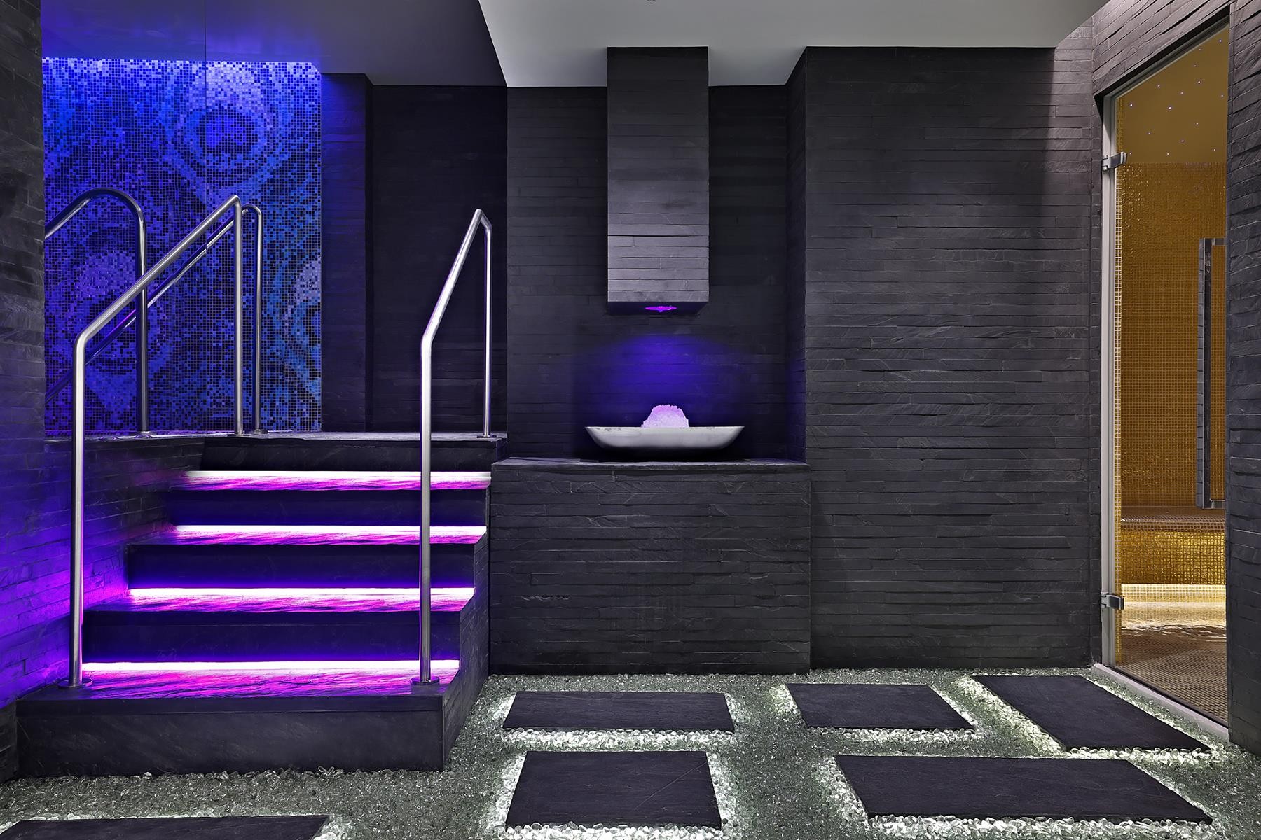 HILTON DUBAI PALM JUMEIRAH 12