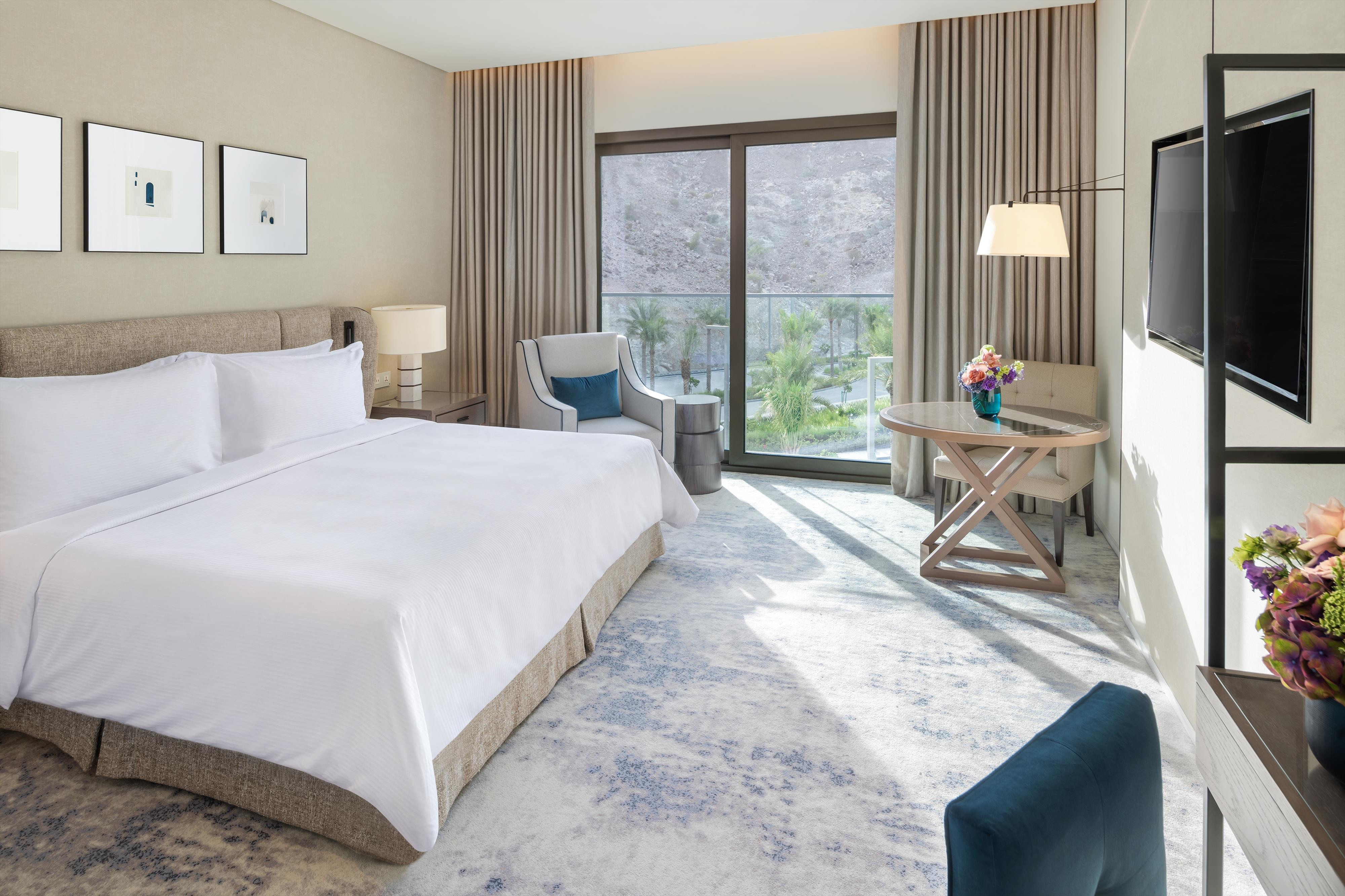 Address Beach Resort Fujairah 4