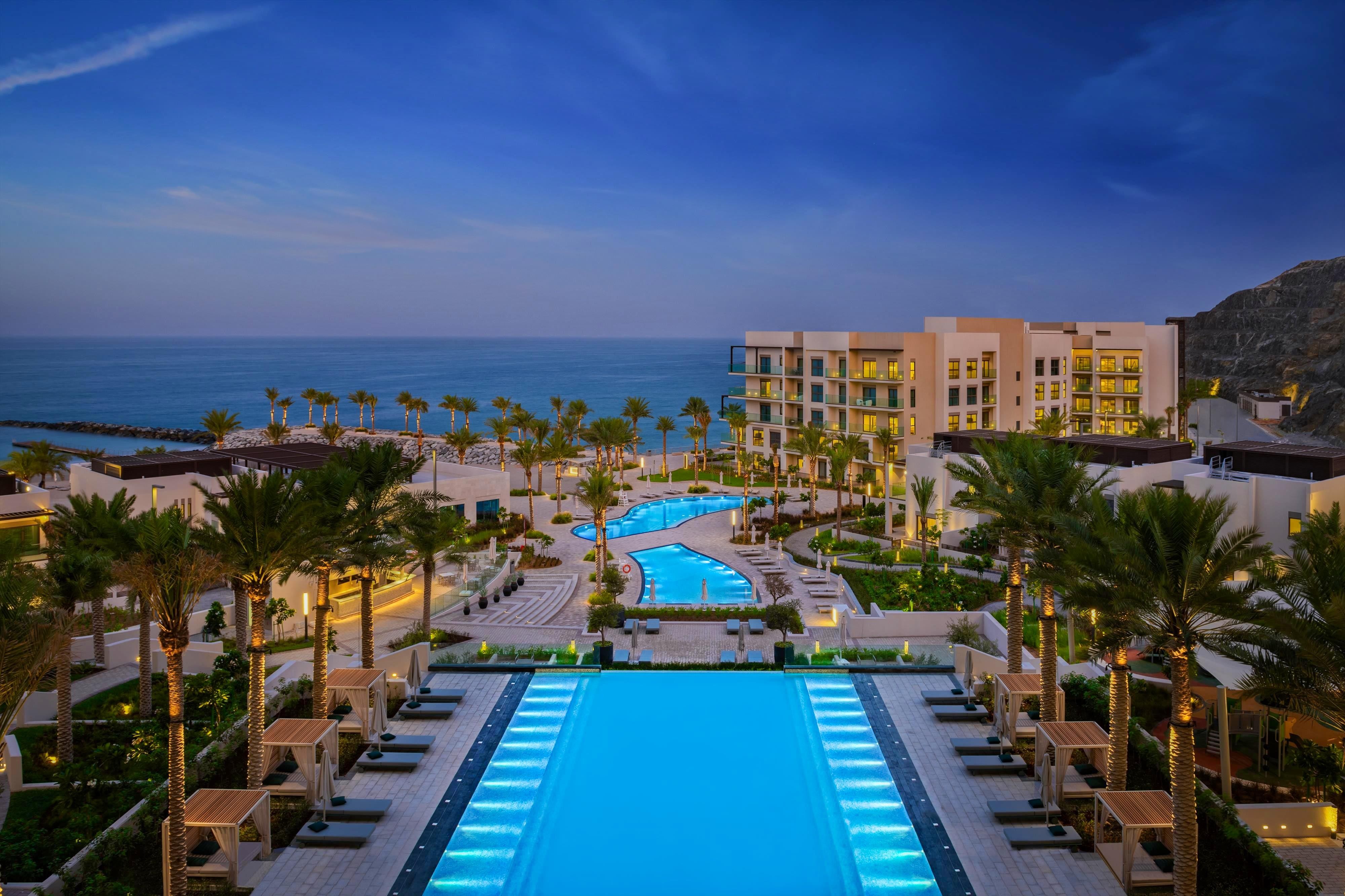 Address Beach Resort Fujairah 2