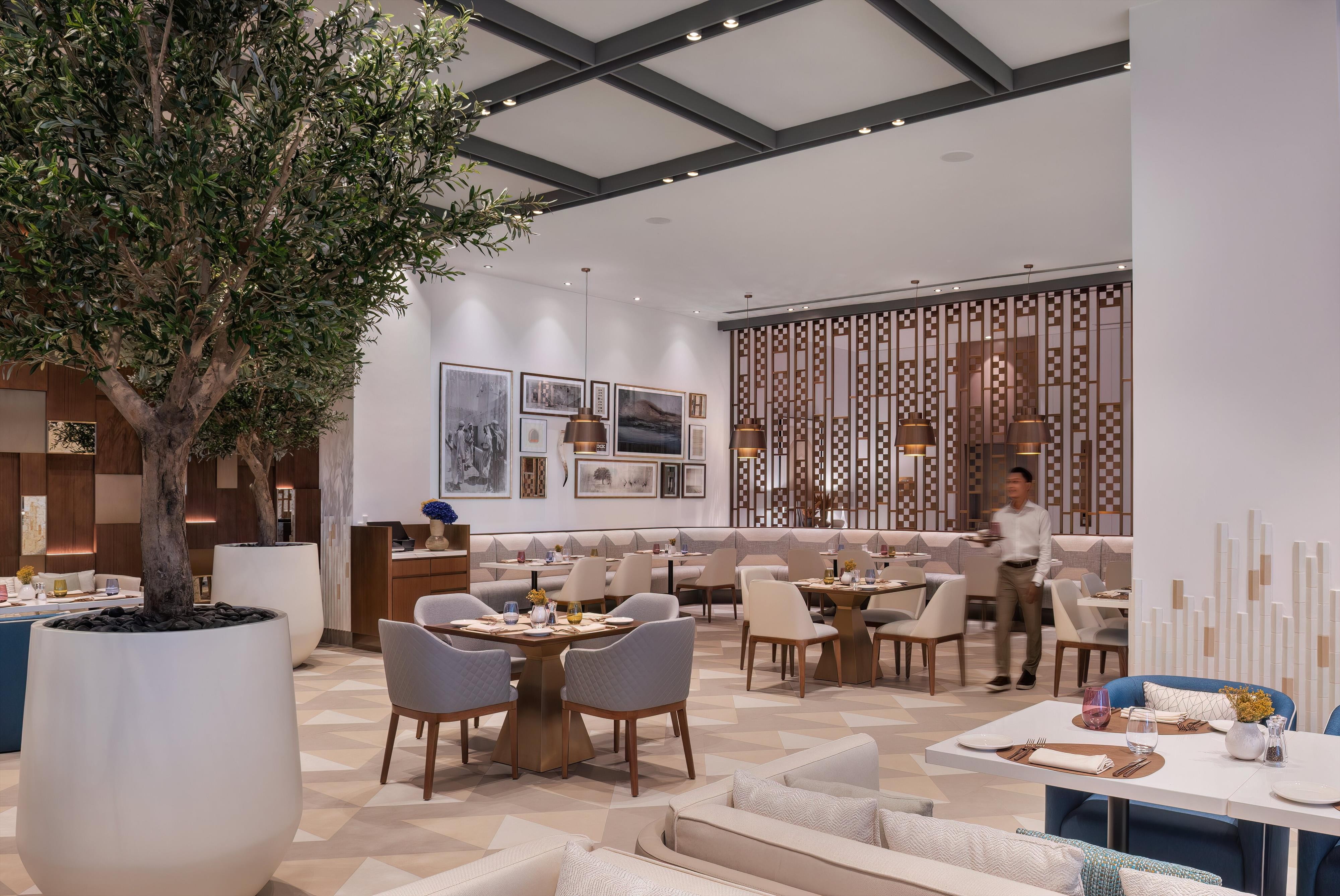 Palace Beach Resort Fujairah 6