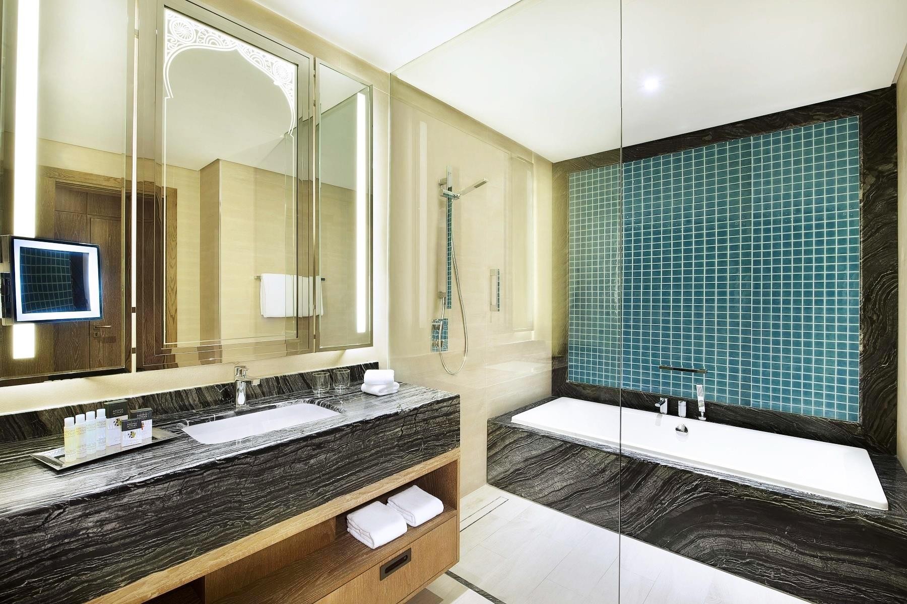 DOUBLETREE BY HILTON RESORT & SPA MARJAN ISLAND 10