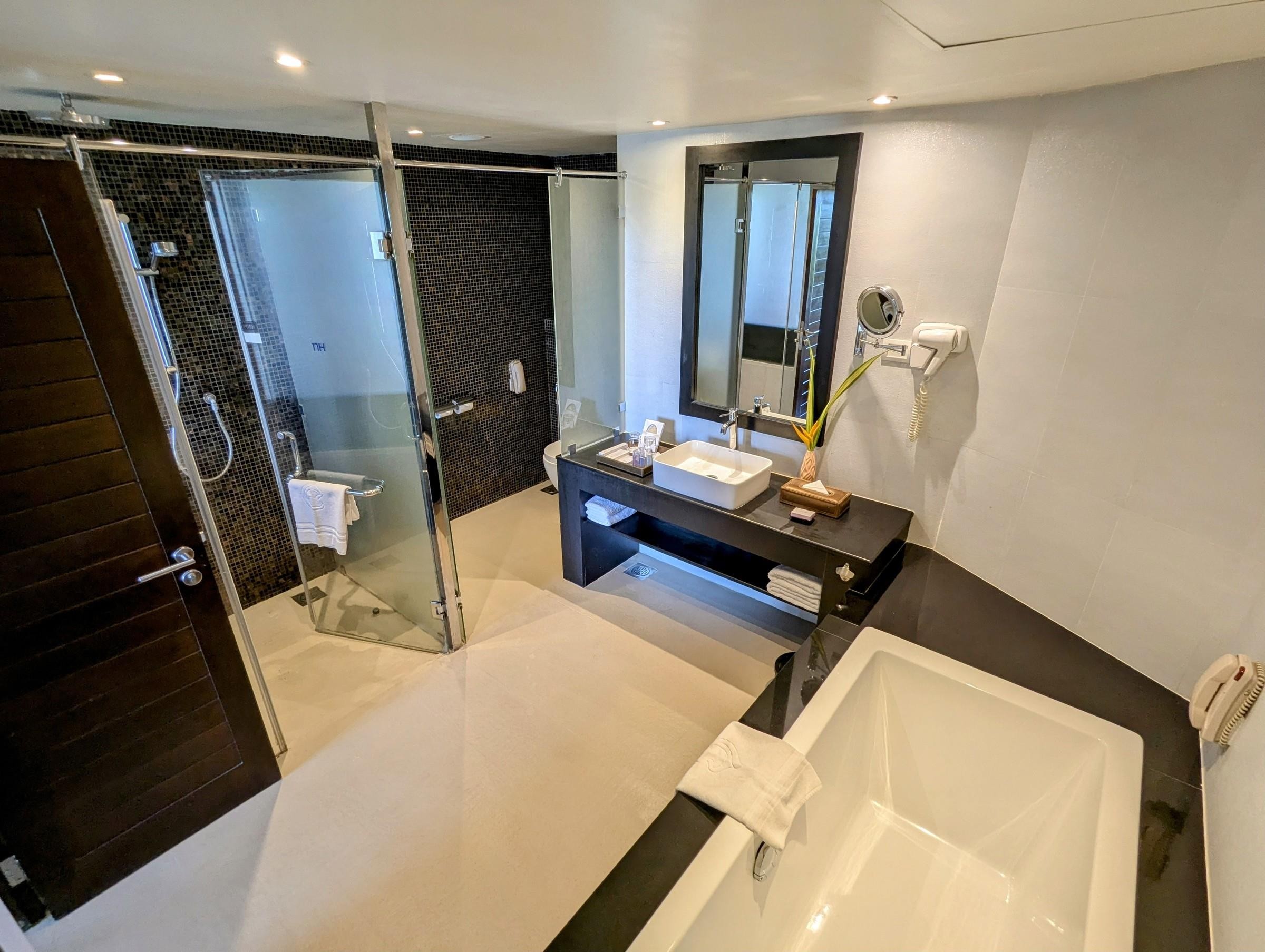 Centara Ceysands Resort & Spa 9