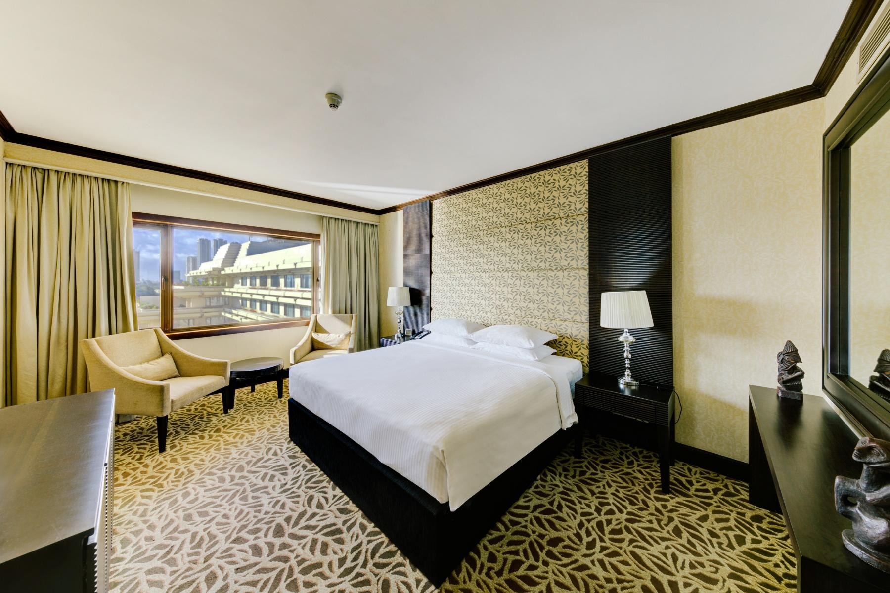 Cinnamon Lakeside Colombo 6