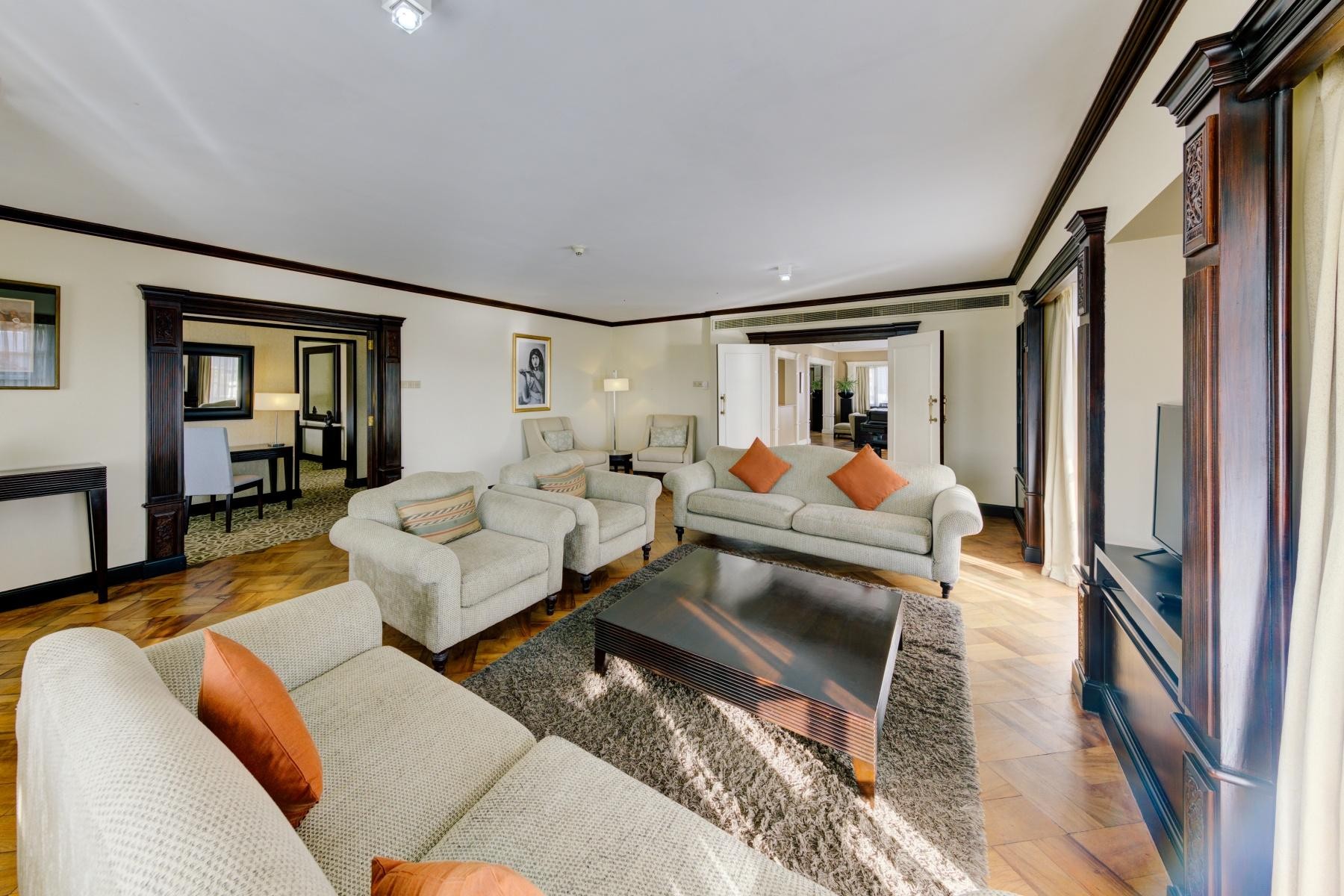 Cinnamon Lakeside Colombo 7