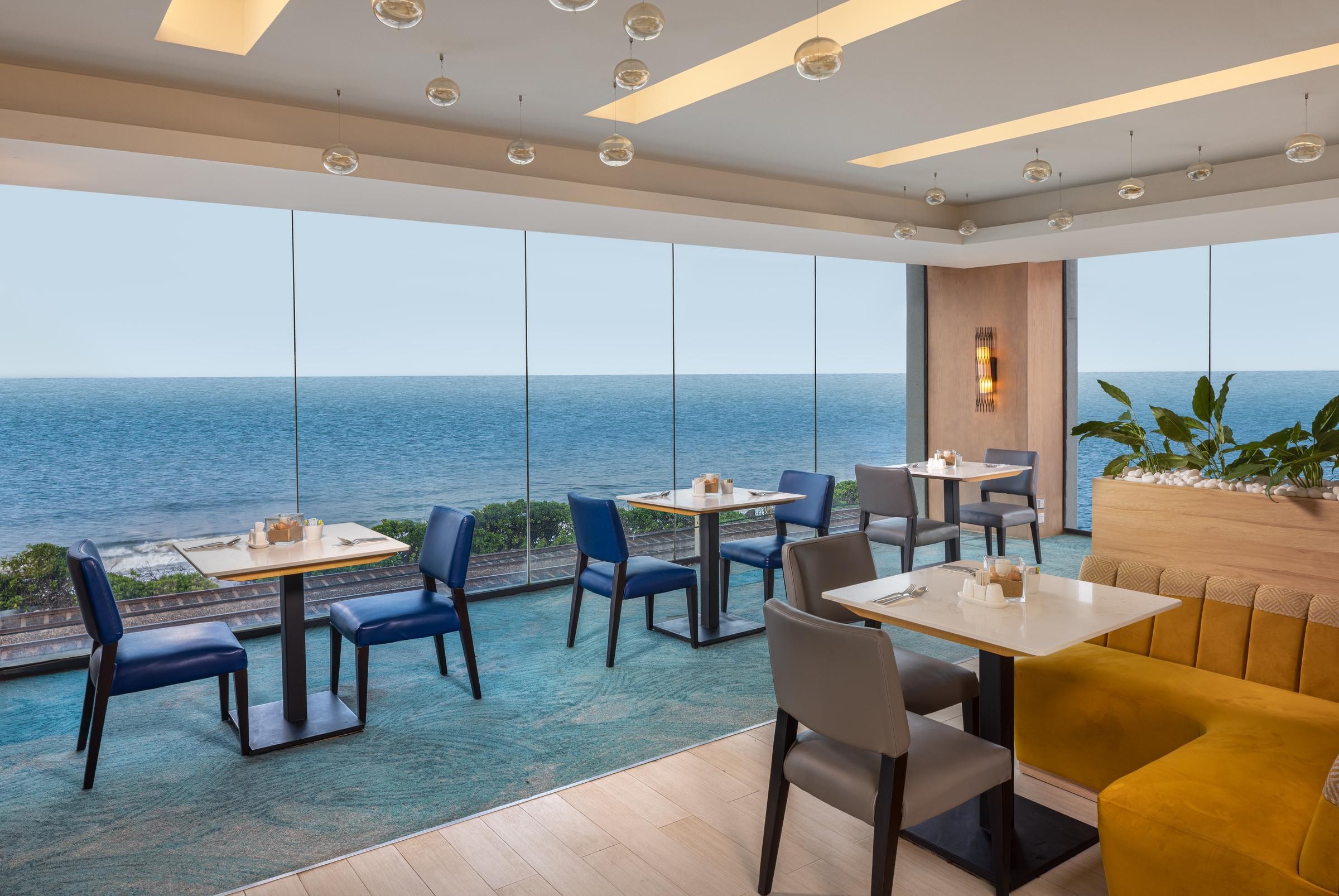 Radisson Hotel Colombo 7