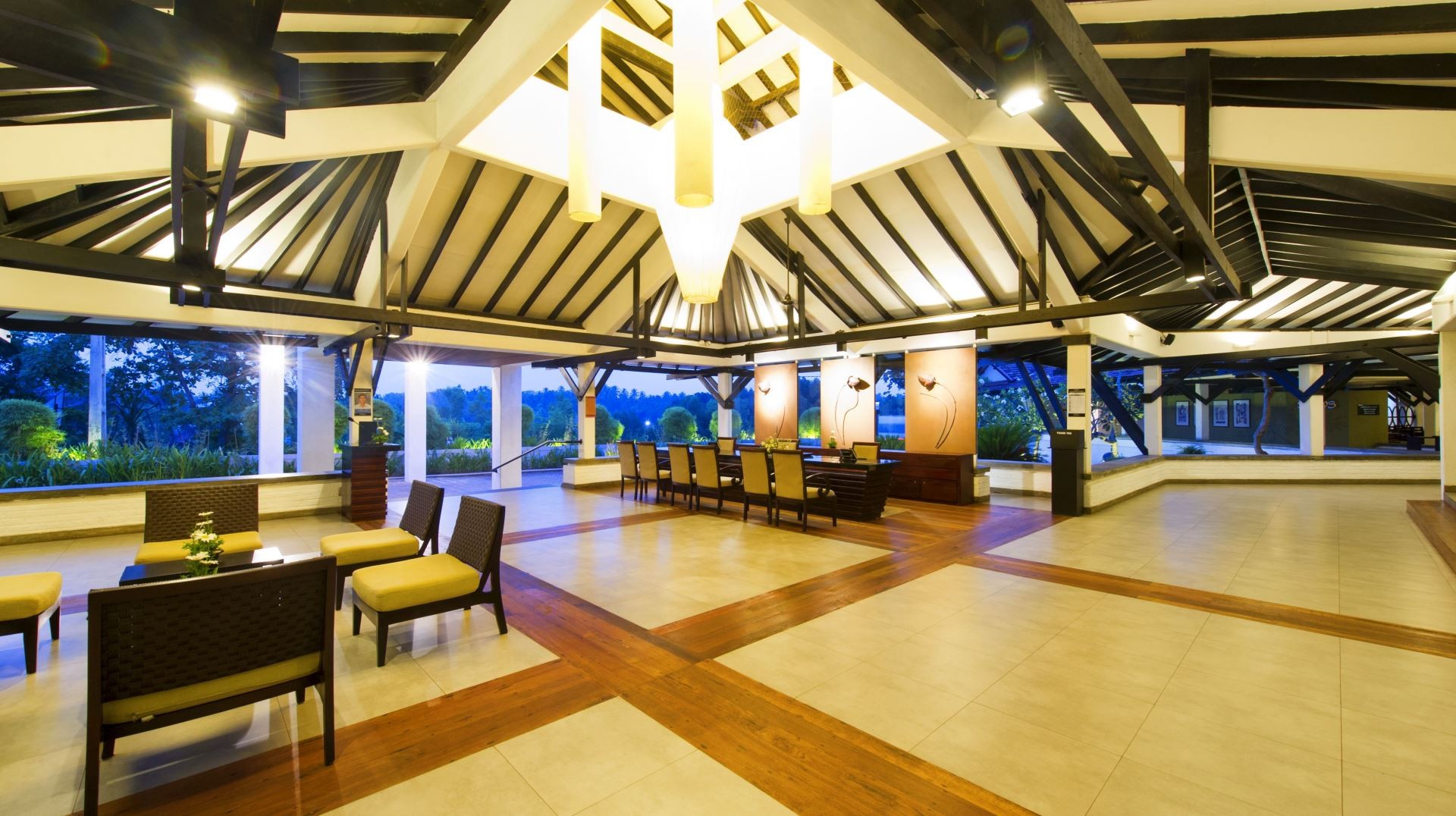 Club Hotel Dolphin 11