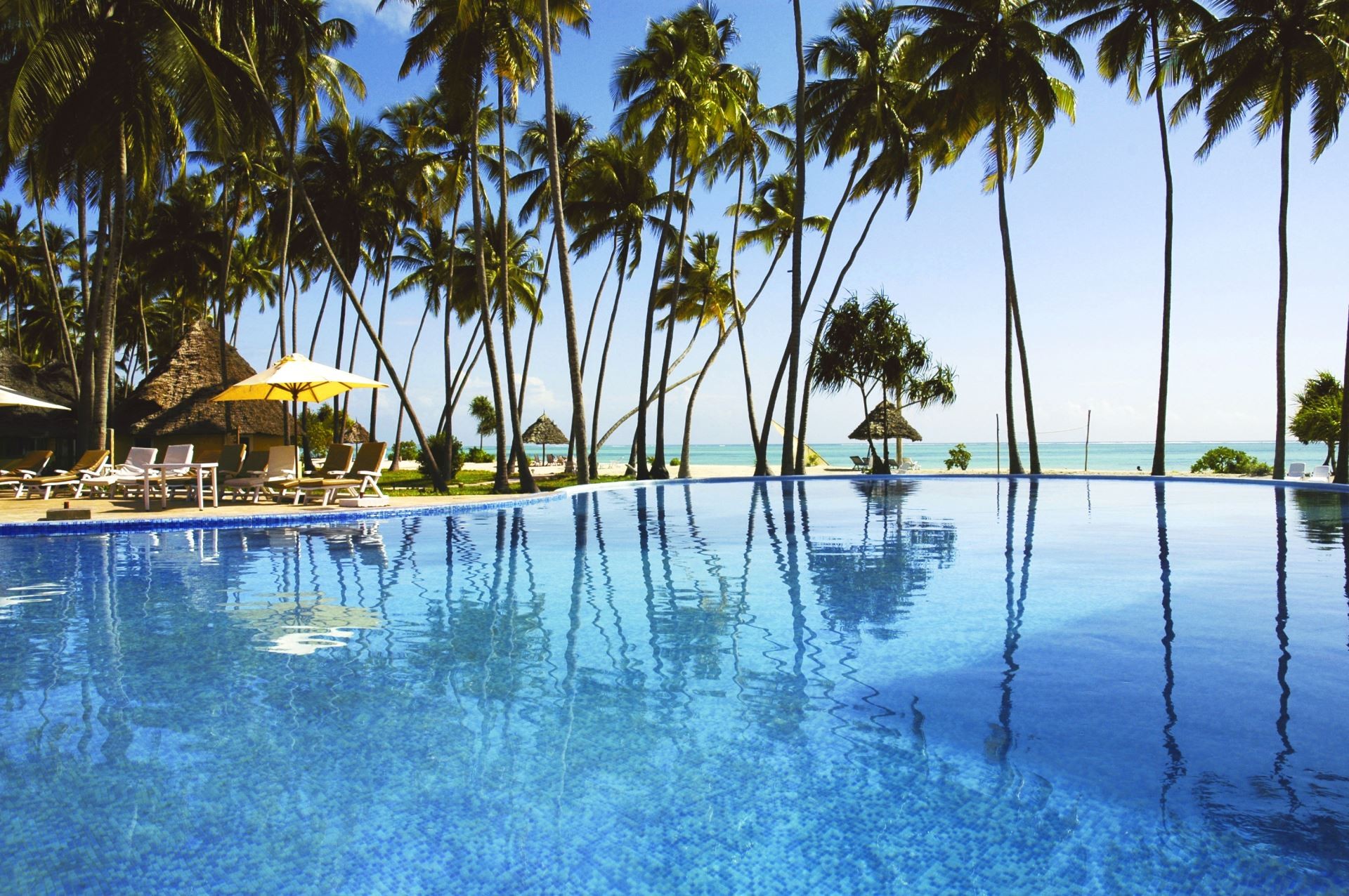 Ocean Paradise Resort 7