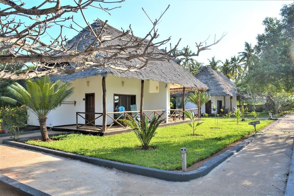 Reef & Beach Resort 8