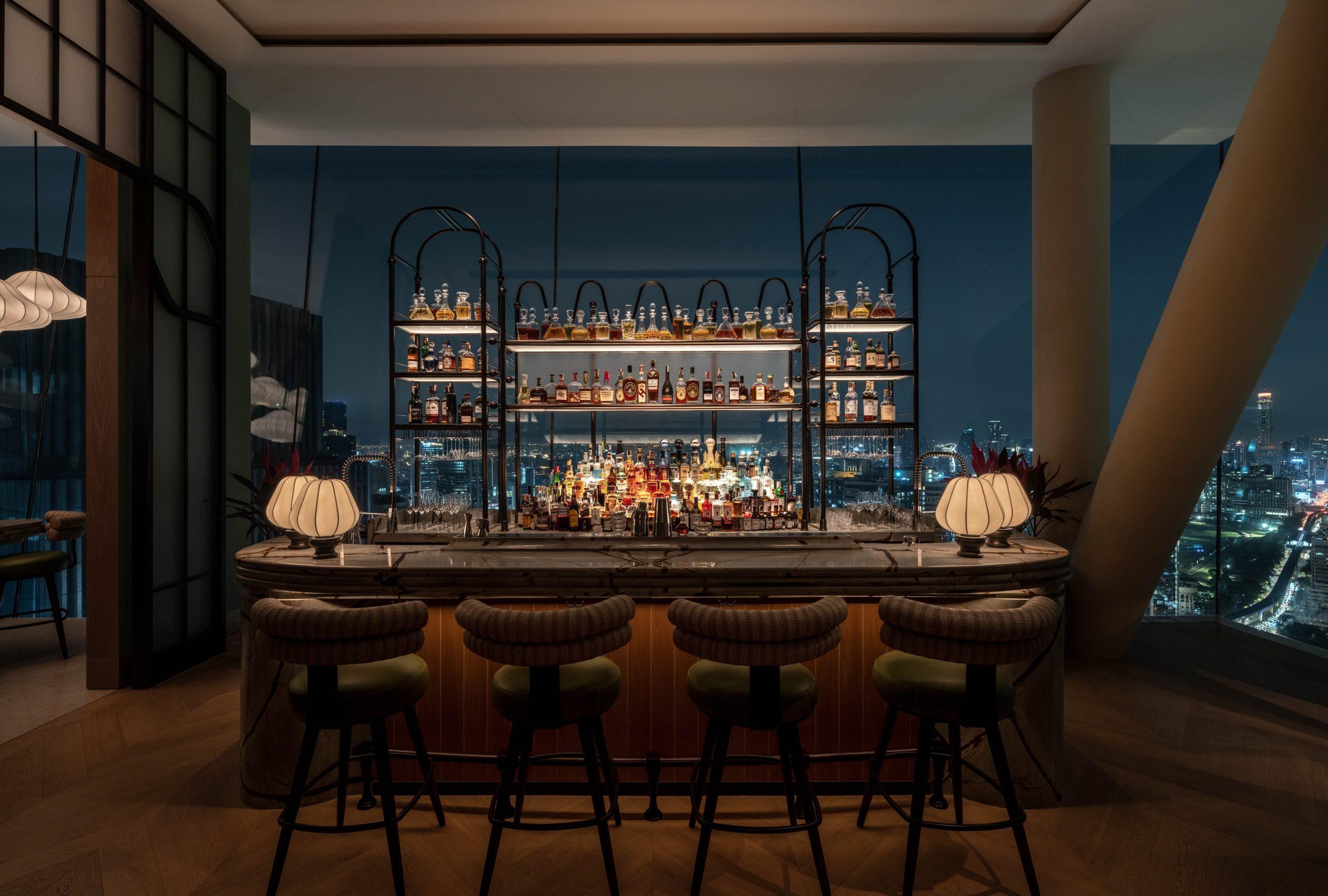 Dusit Thani Bangkok 18