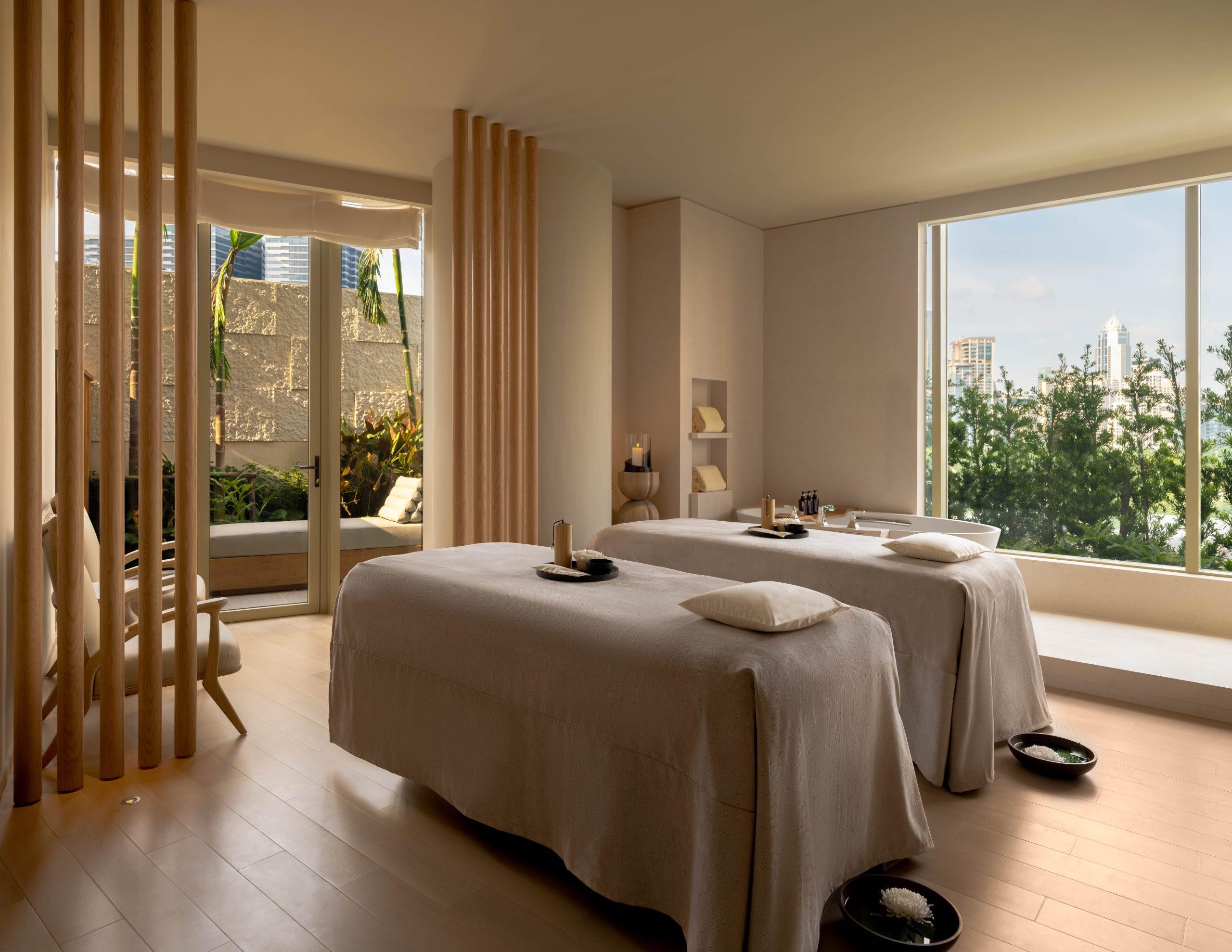 Dusit Thani Bangkok 23