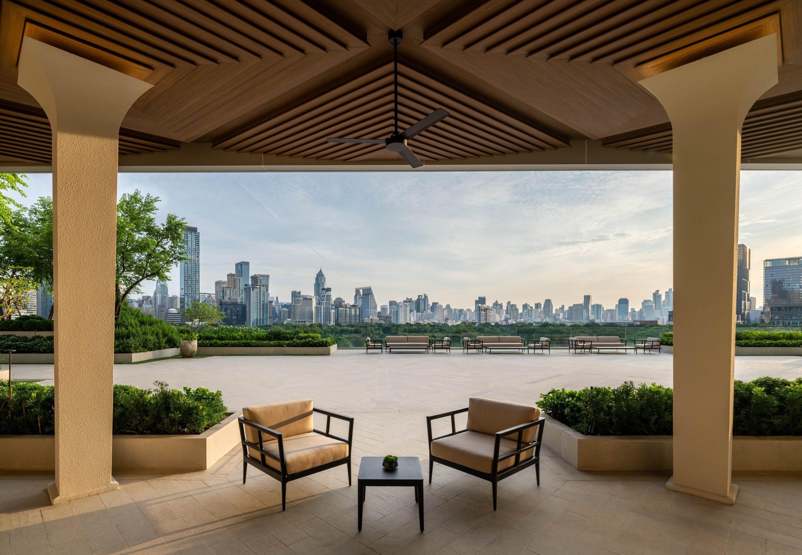 Dusit Thani Bangkok 27