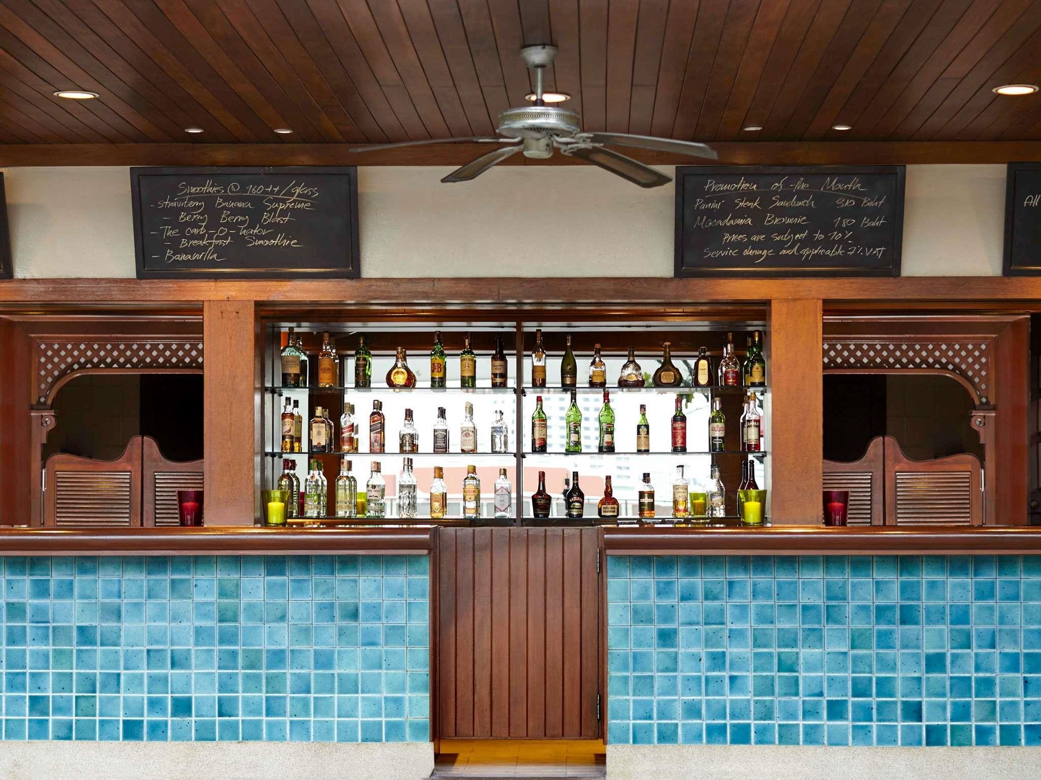 Grand Mercure Bangkok Atrium 13