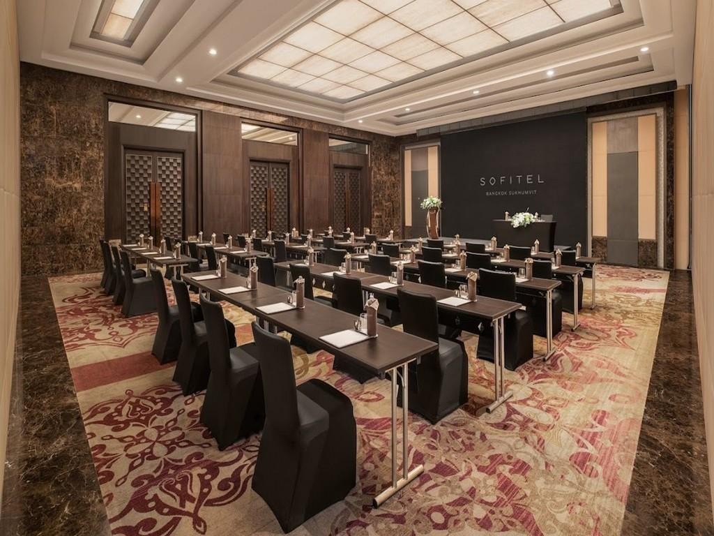 Sofitel Bangkok Sukhumvit Hotel 5