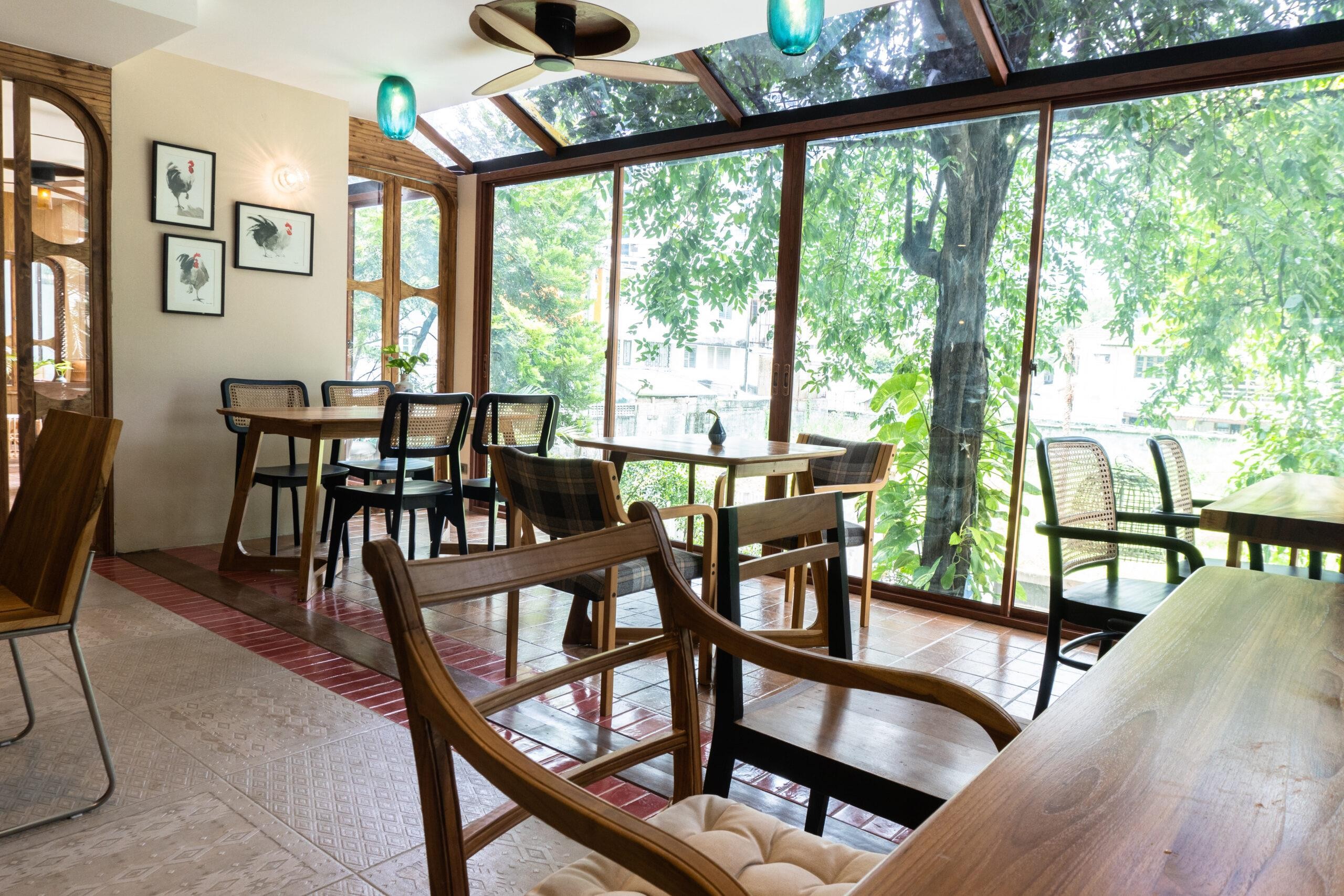 Tints Of Blue Hotel 12