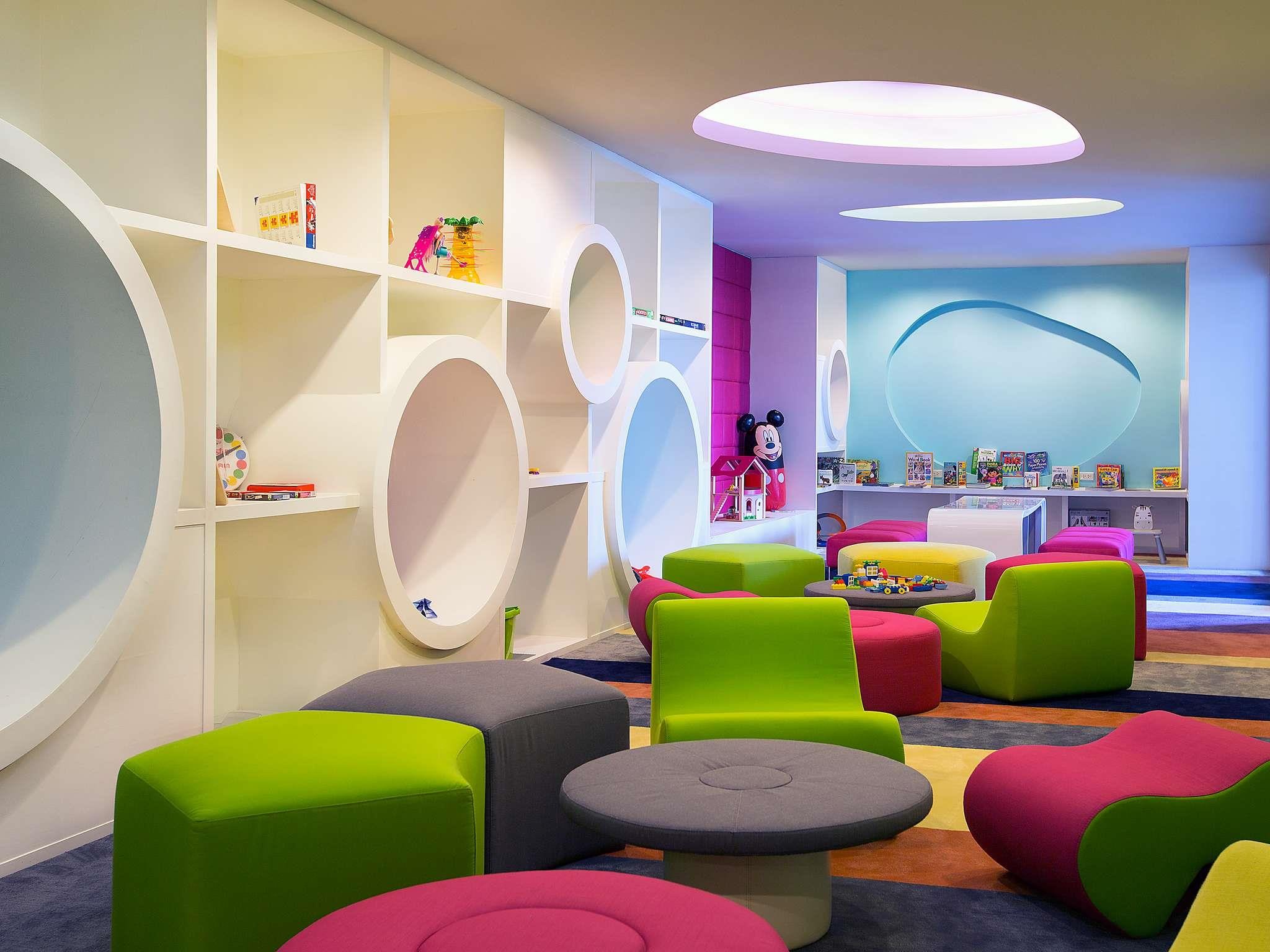 Avista Hideaway Phuket Patong - MGallery 15