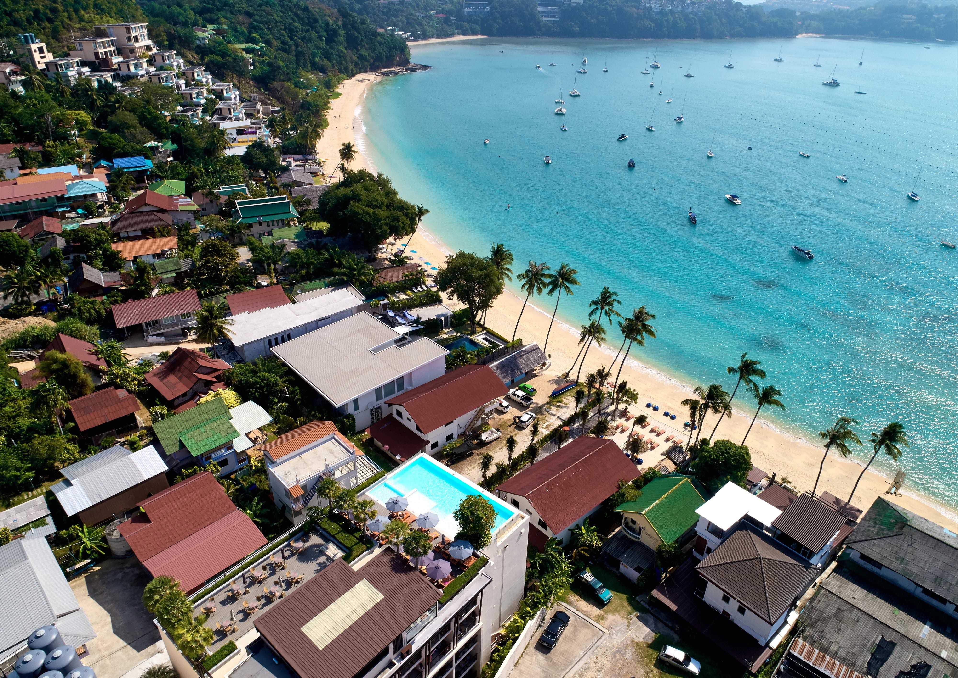 Bandara Phuket Beach Resort