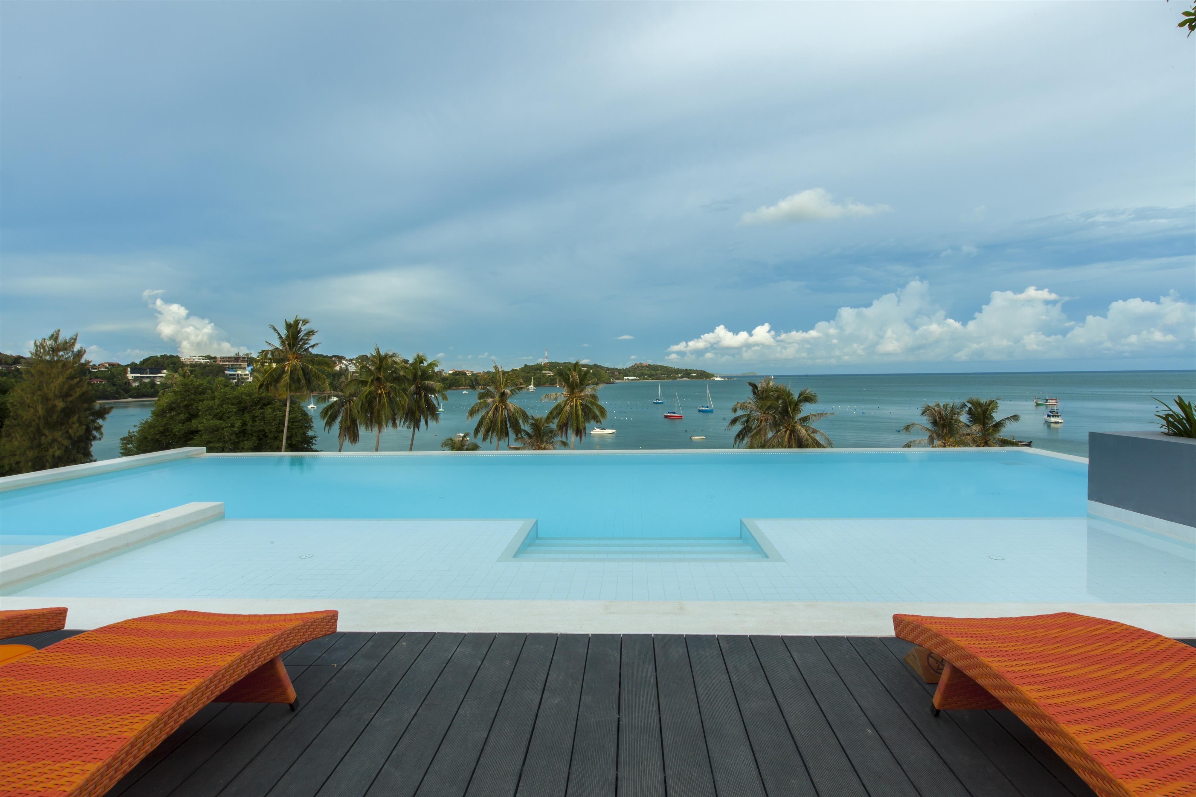 Bandara Phuket Beach Resort