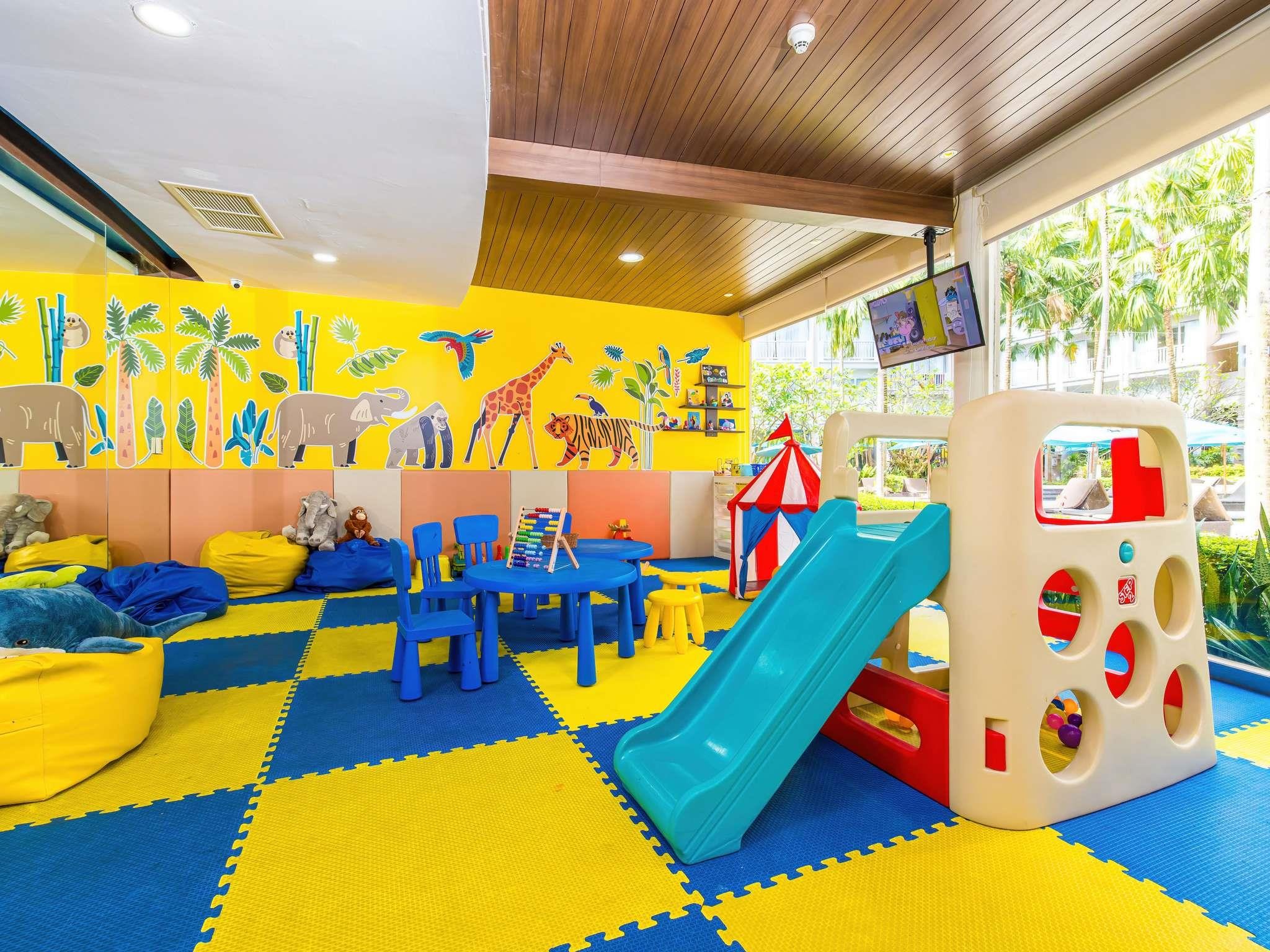 Grand Mercure Phuket Patong Hotel 14