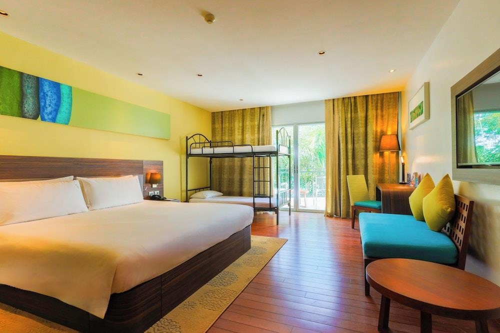 Holiday Inn Resort Phuket Karon Beach 6