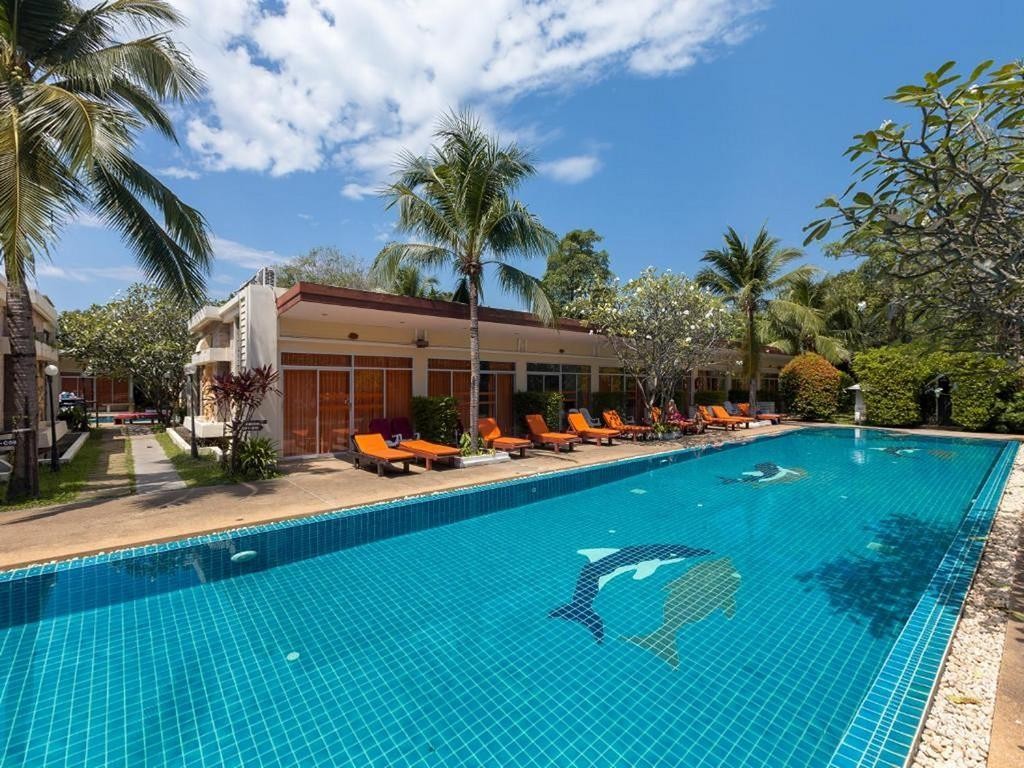 Phuket Sea Resort SHA by ZUZU