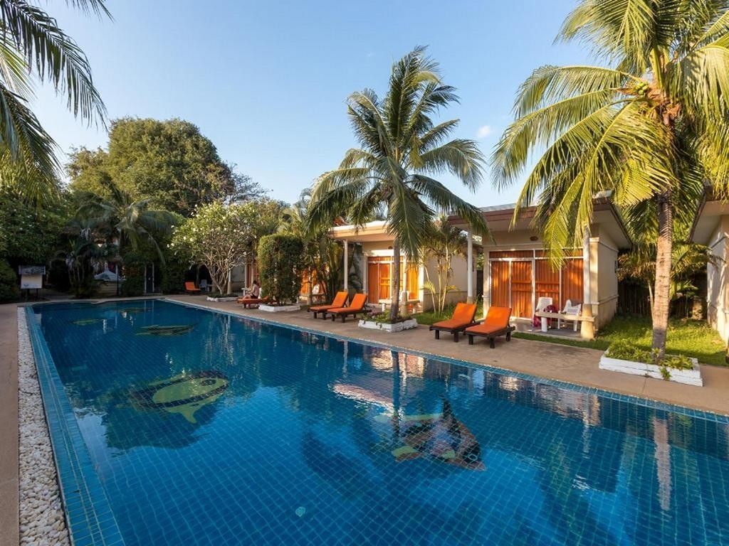 Phuket Sea Resort SHA by ZUZU