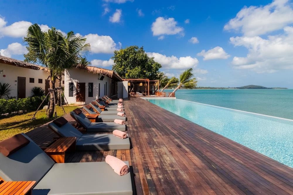 The Flow Samui Beach Resort