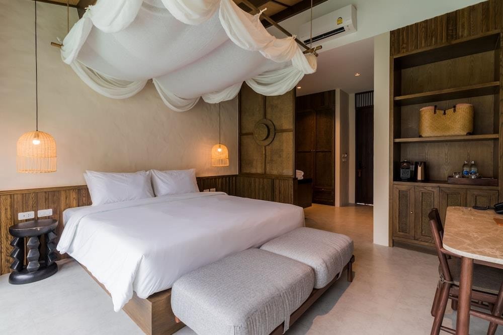 The Flow Samui Beach Resort 6