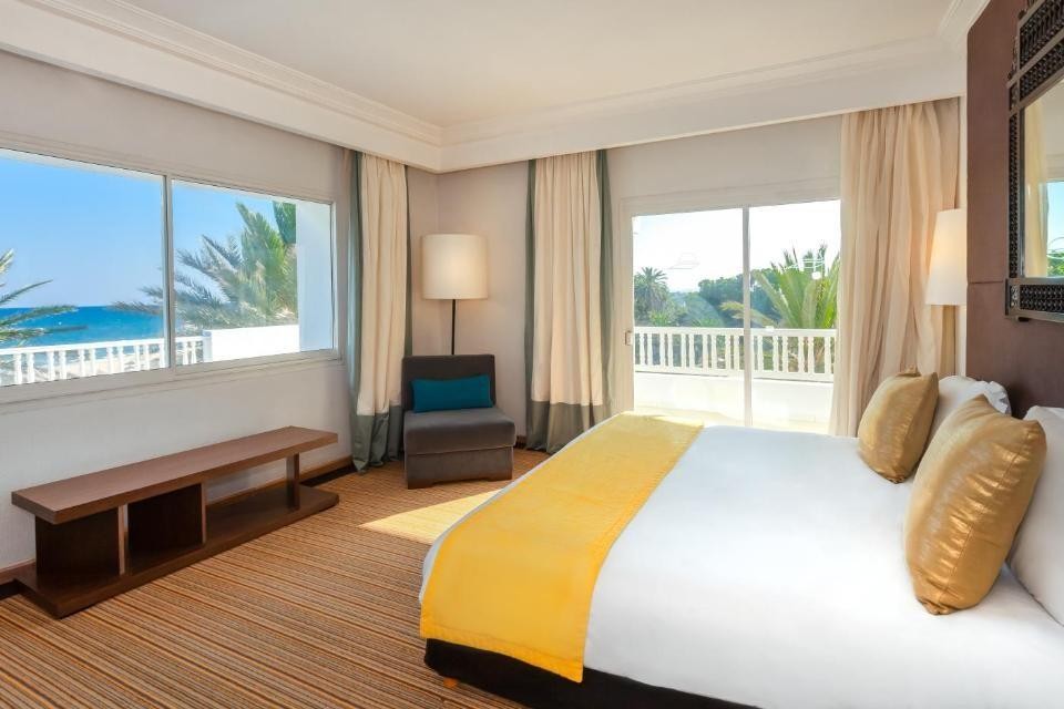 TUI BLUE Oceana Suites - 12 Popup navigation