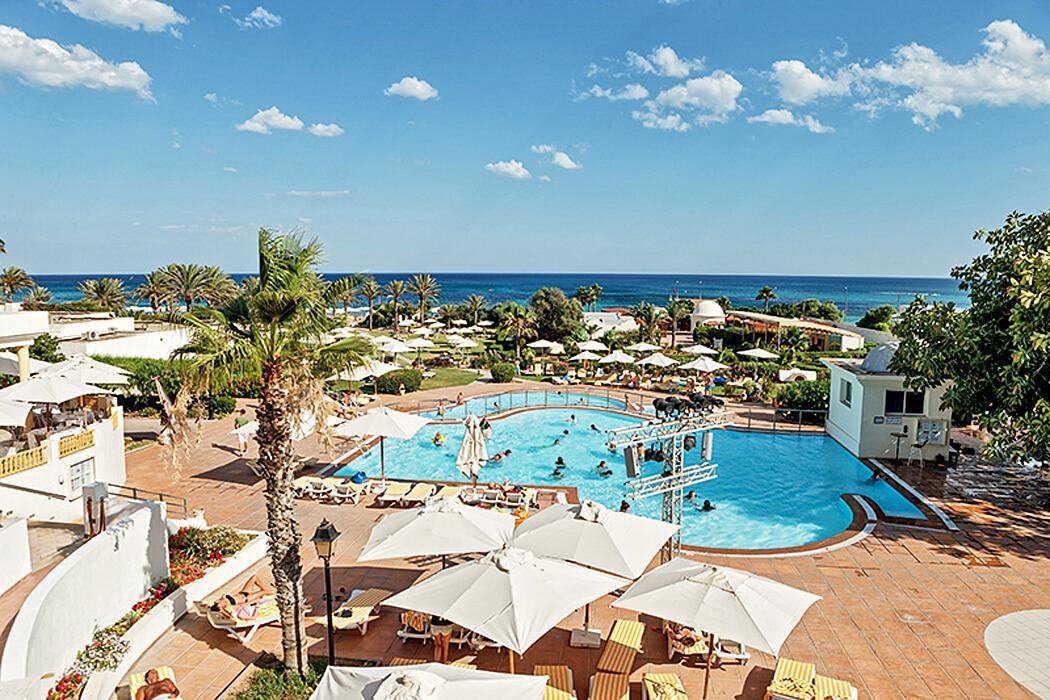Calimera Delfino Beach Resort & Spa 3
