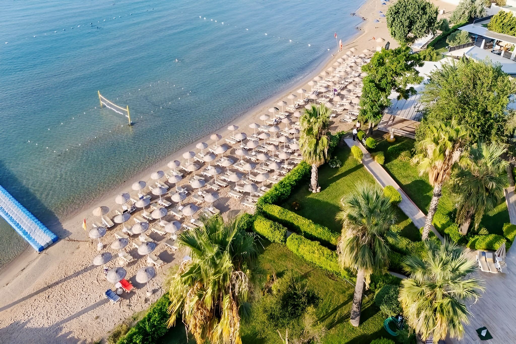 THE HOLIDAY RESORT 8