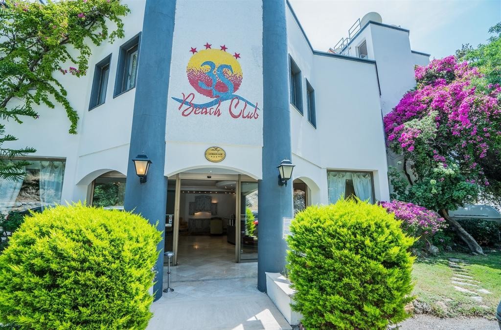 Costa 3S Beach Club Hotel 9