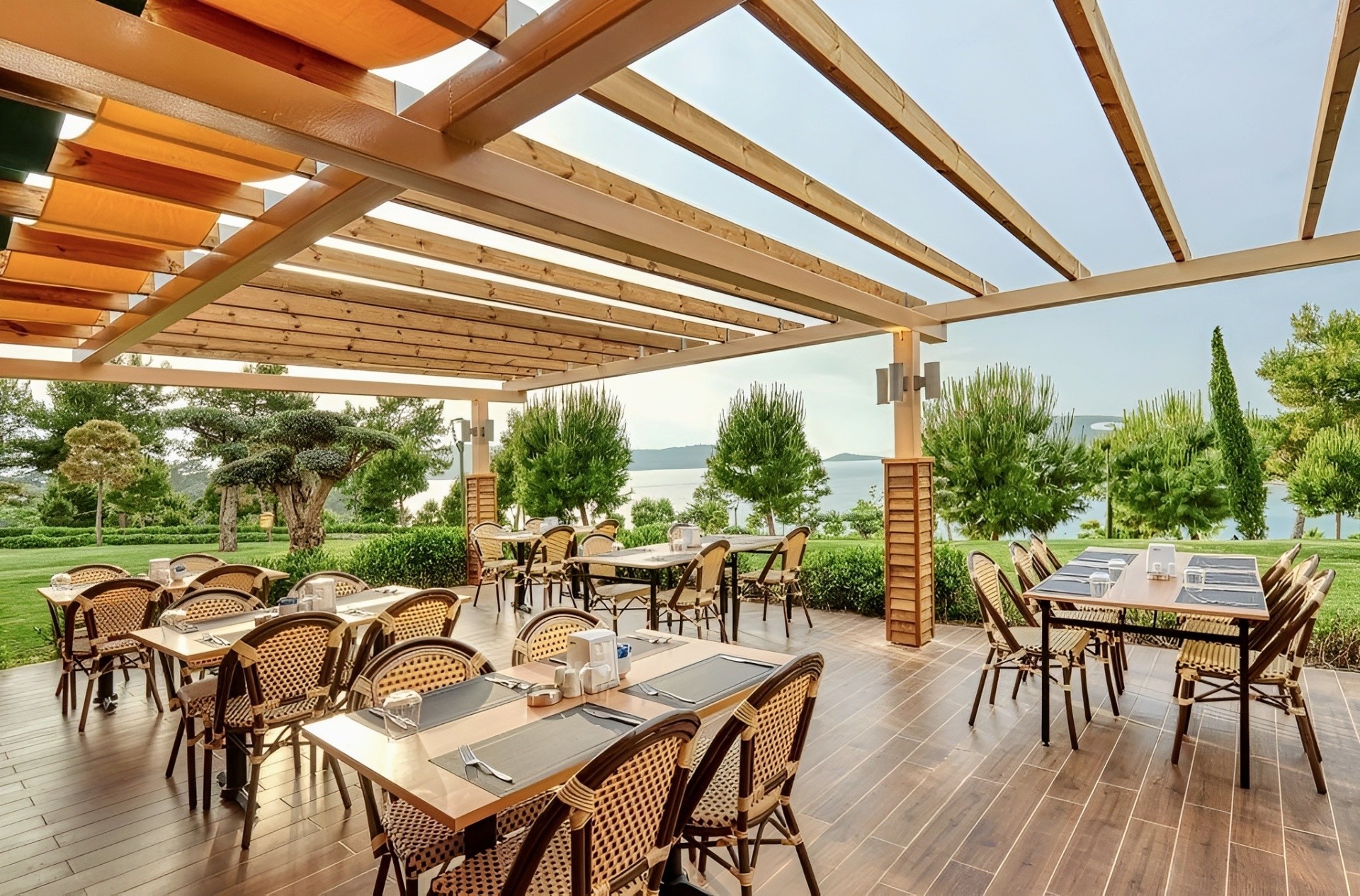 La Blanche Island 15